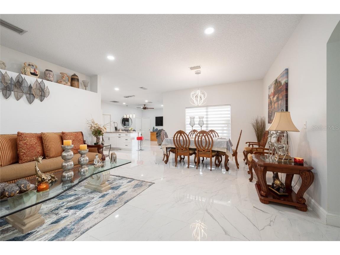 3200 Victoria Drive Kissimmee FL 34746 S5132373 image4