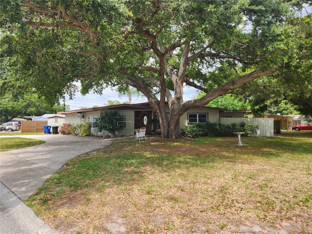 3201 51st Street N Saint Petersburg FL 33710 U8240966 image1