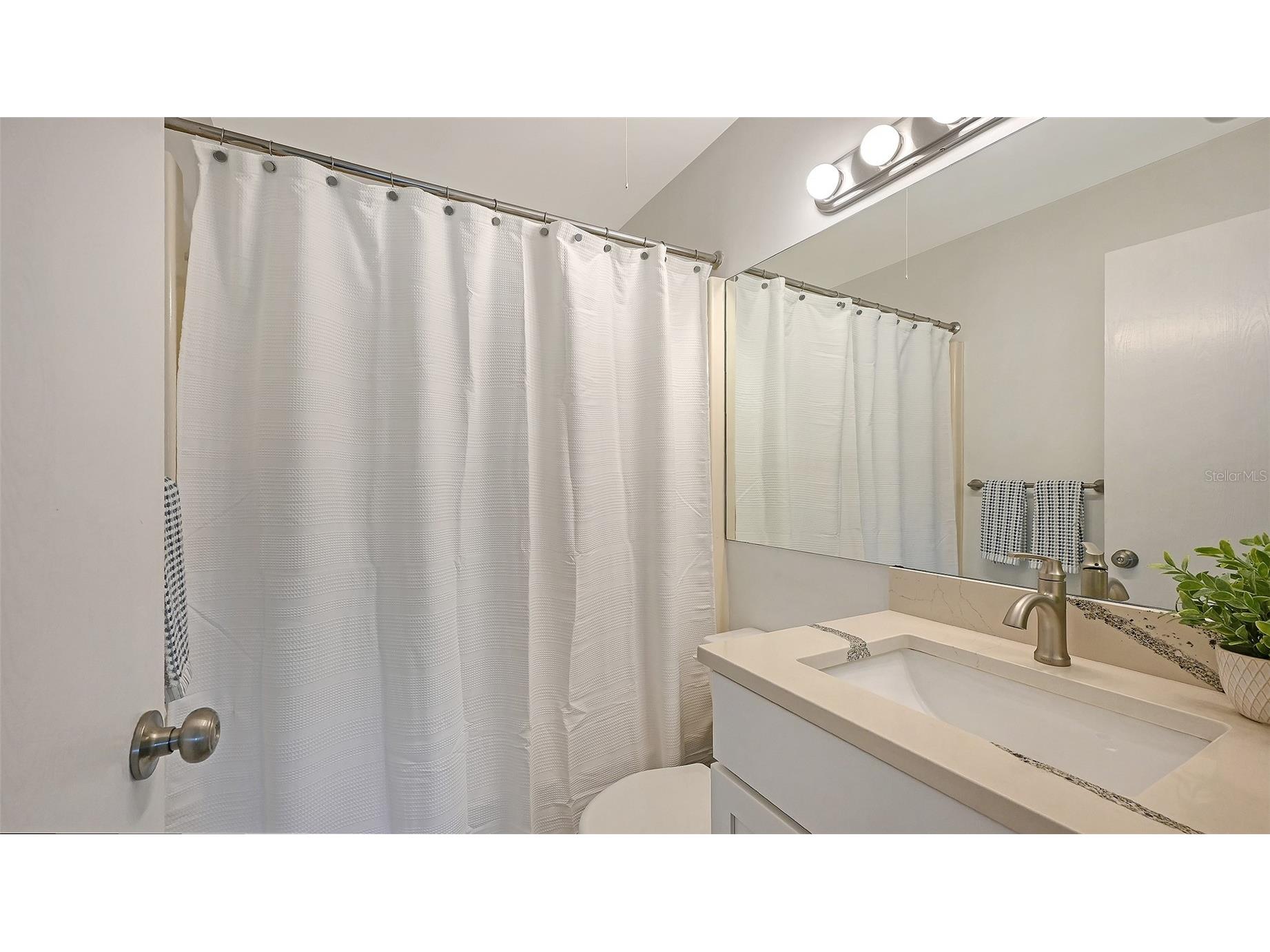 3201 Beneva Road #204 Sarasota FL 34232 A4683171 image17