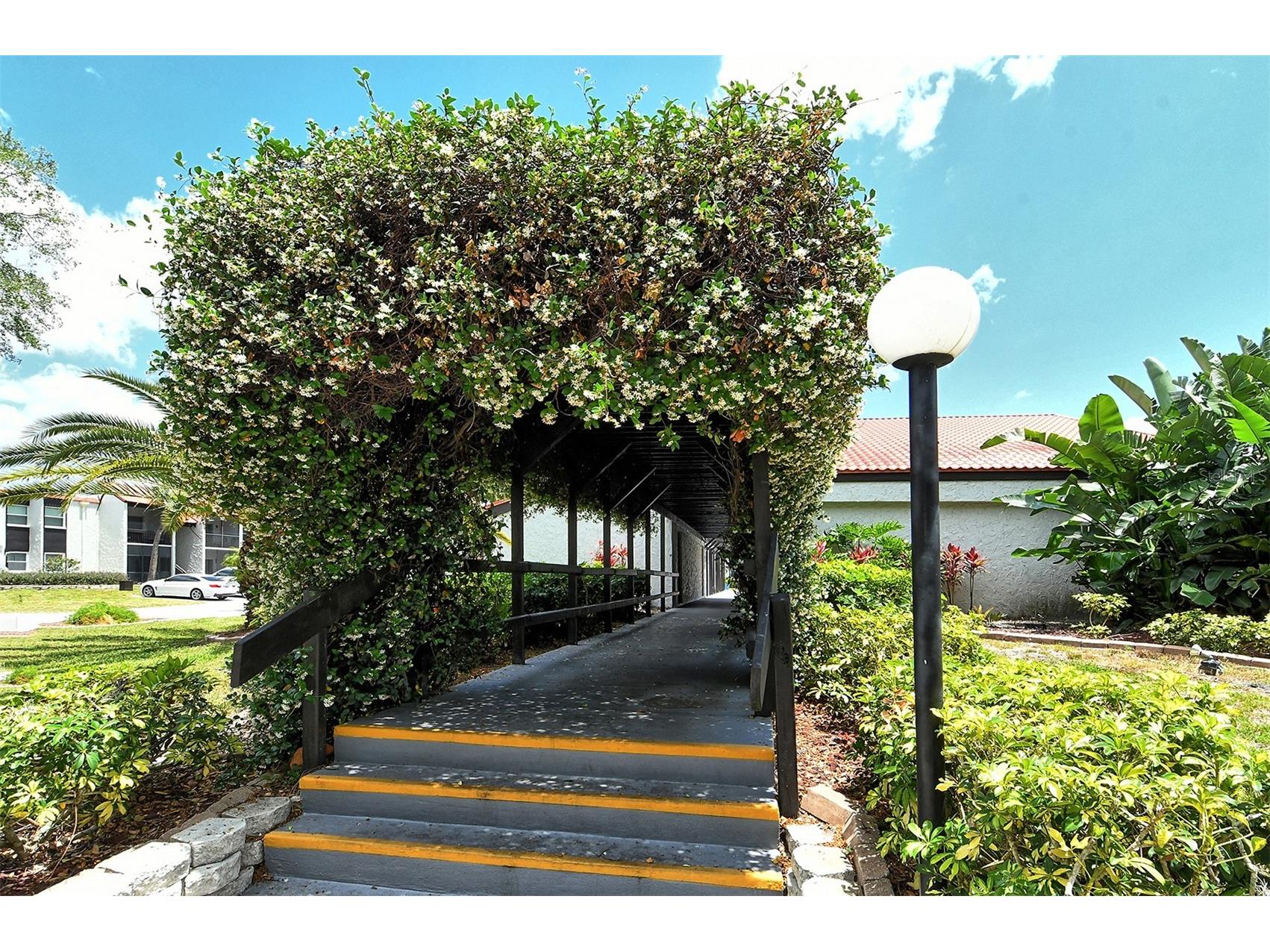 3201 Beneva Road #204 Sarasota FL 34232 A4683171 image25