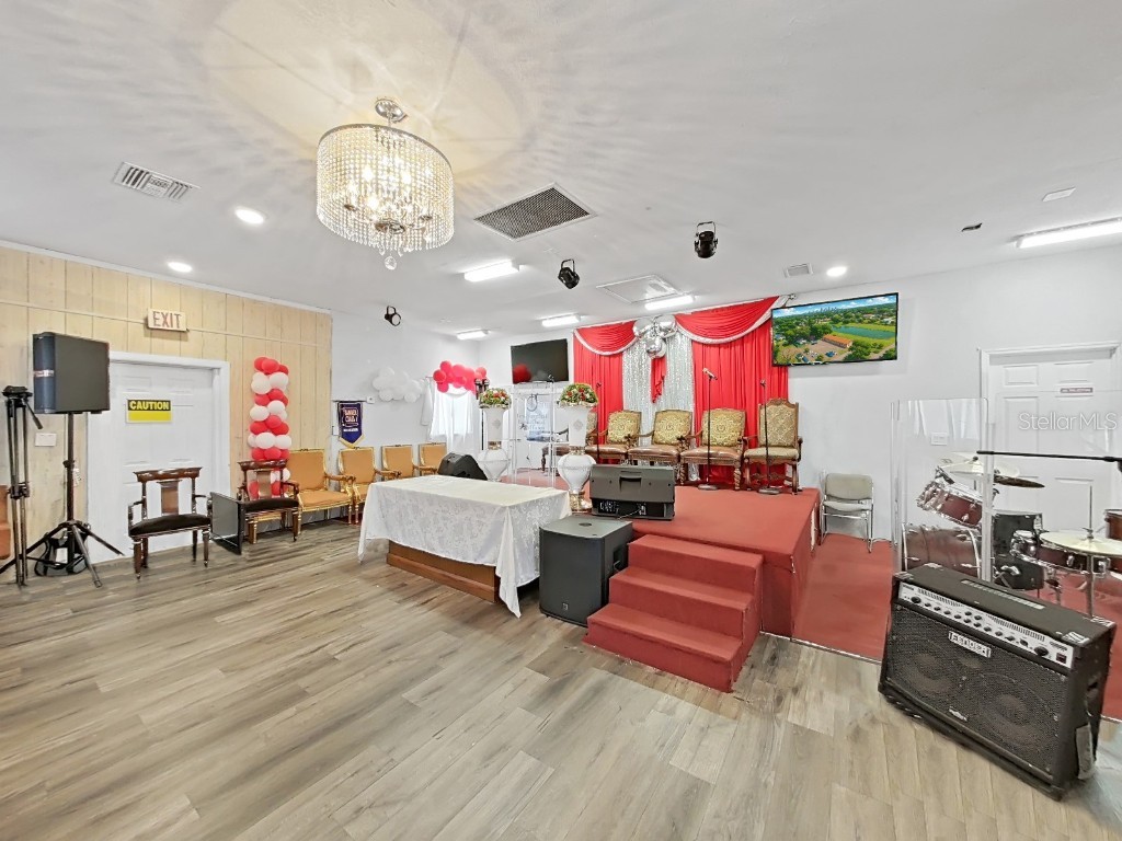 3201 E Genesee Street Tampa FL 33610 TB8378483 image19