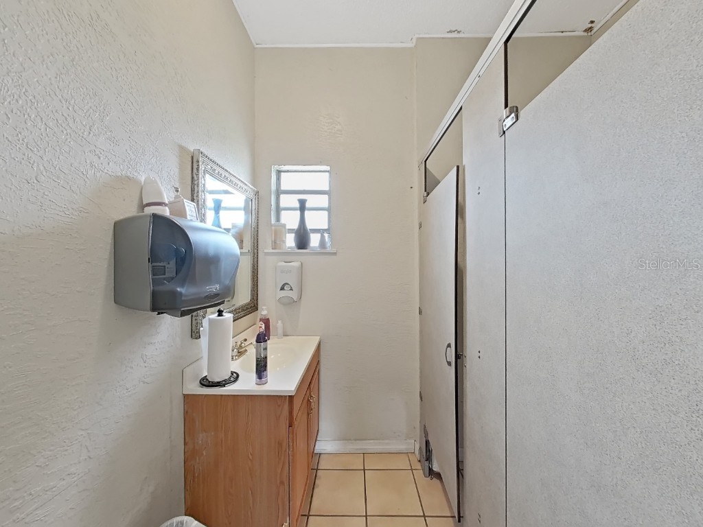 3201 E Genesee Street Tampa FL 33610 TB8378483 image26