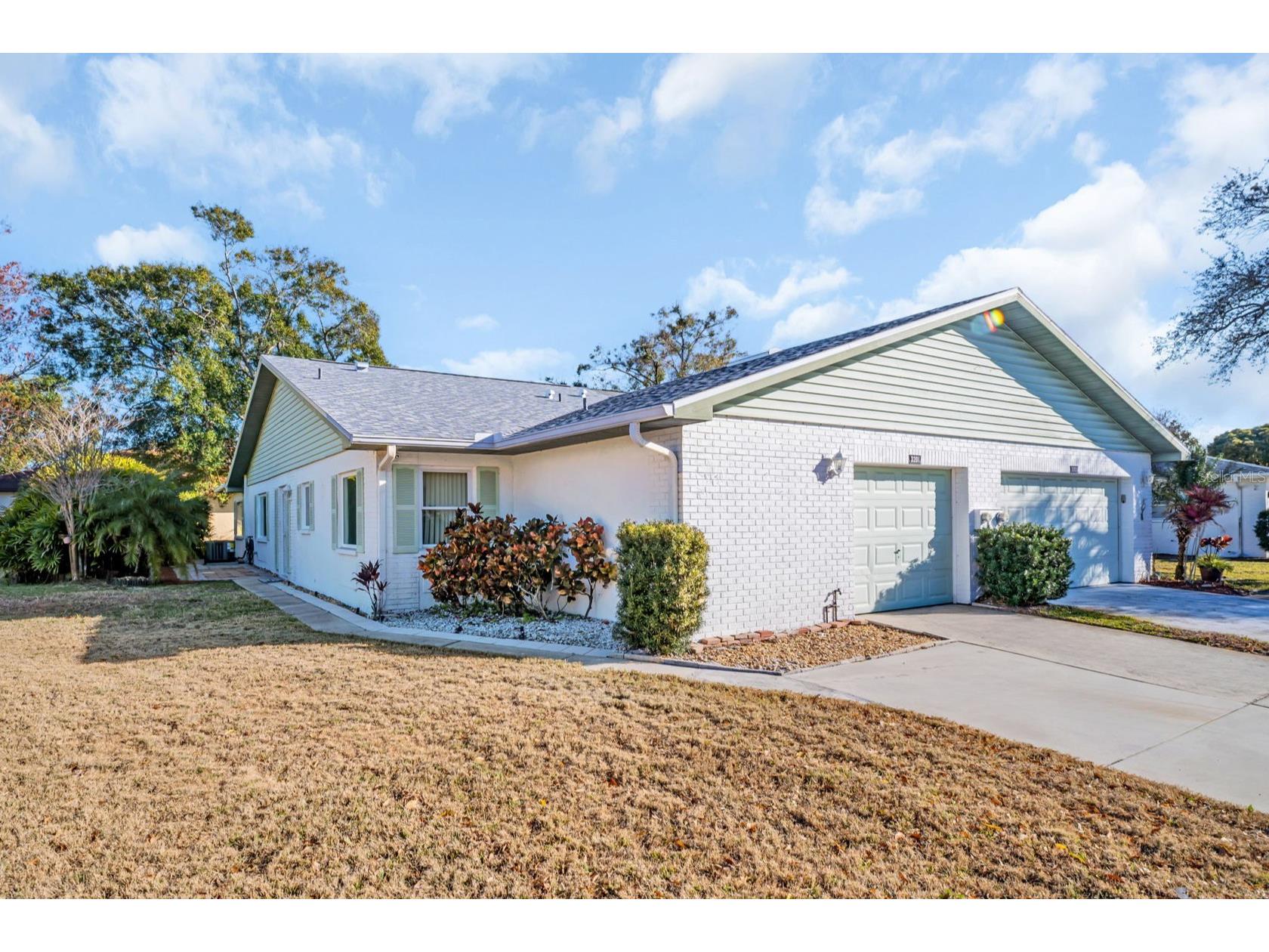 3201 Mcmath Drive Palm Harbor FL 34684 - LAKE TARPON TB8473828 image1