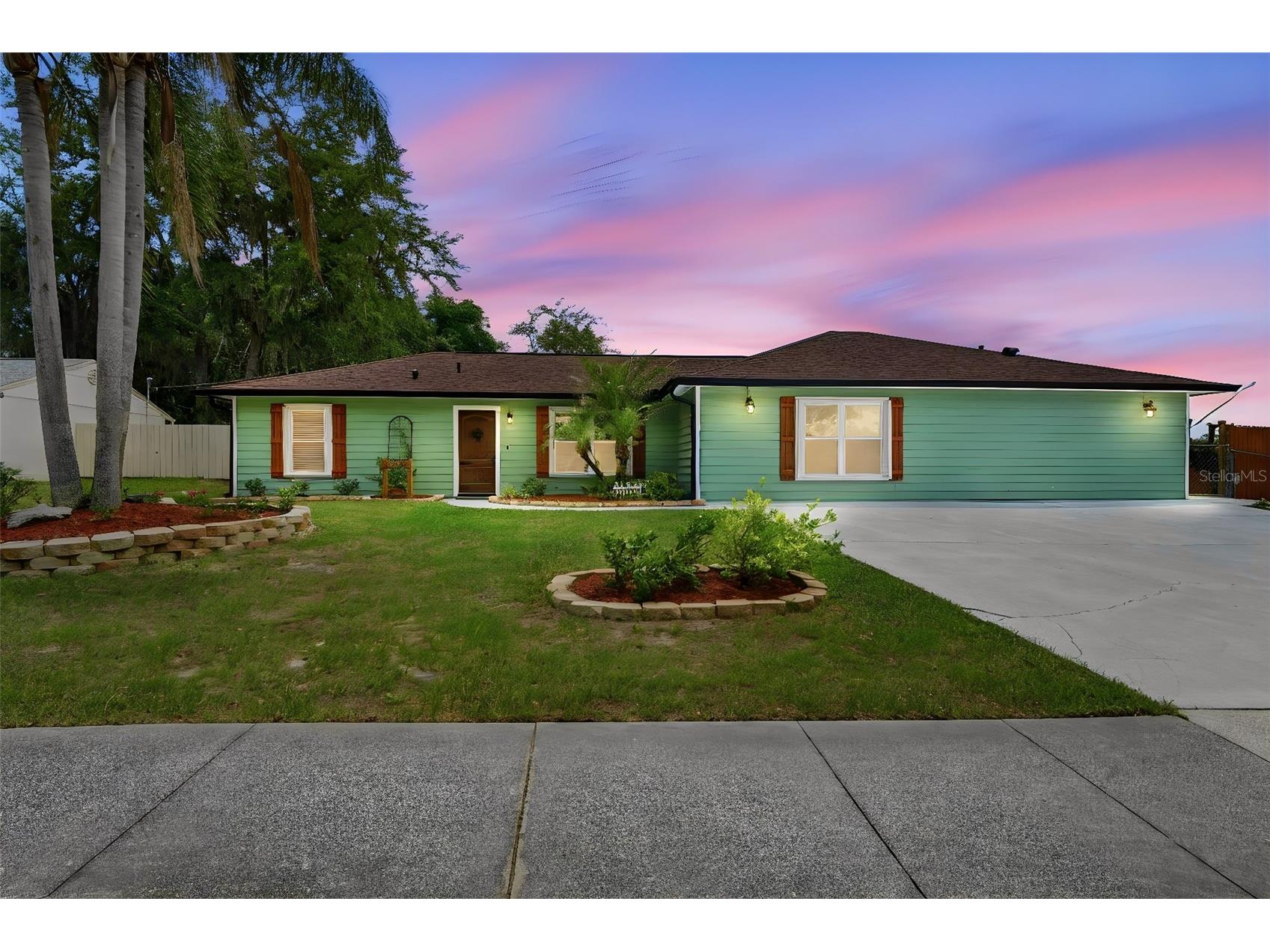 3201 Phonetia Drive Deltona FL 32738 V4949316 image1