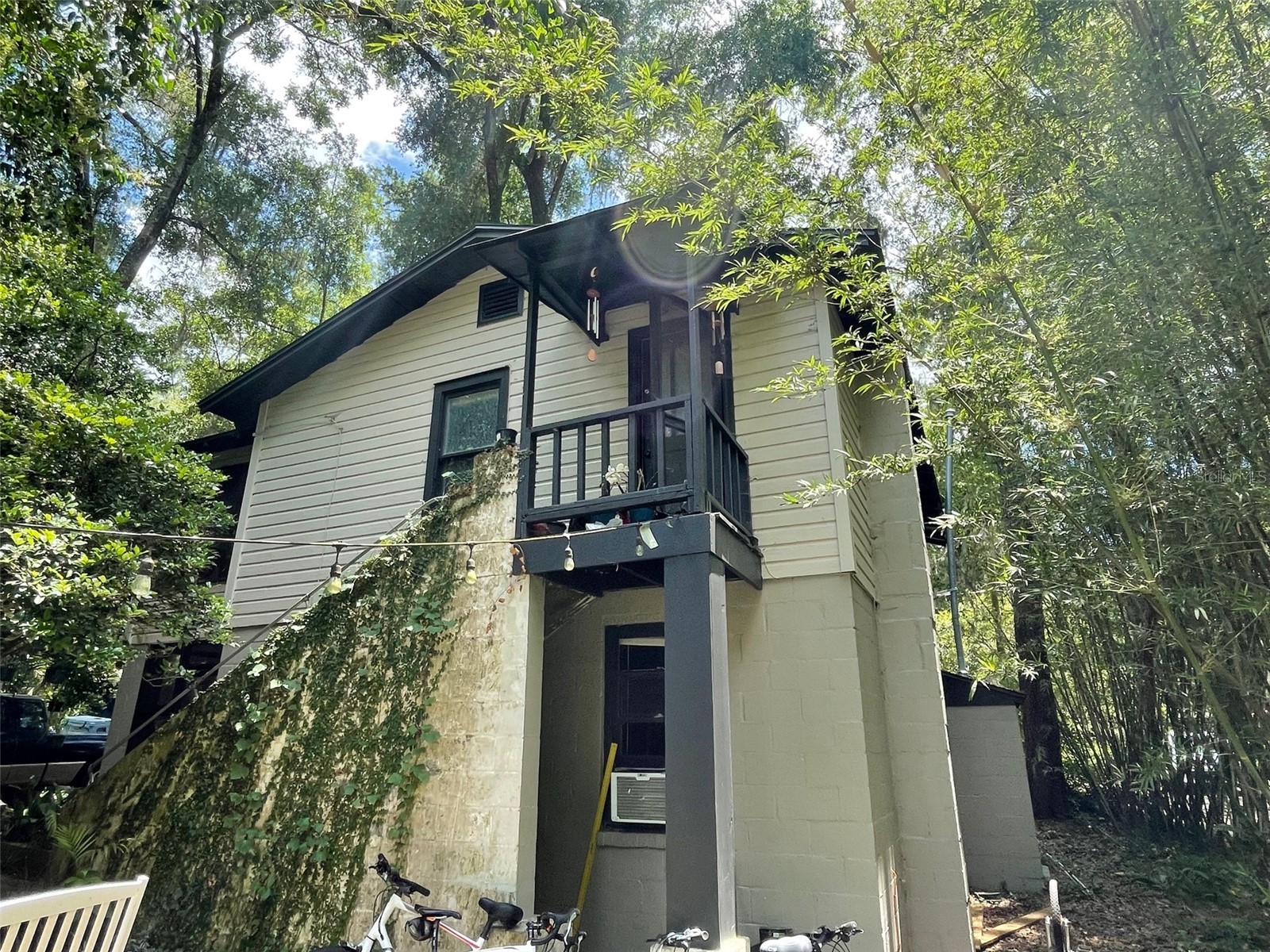 3202 NW 14th Street Gainesville FL 32605 TB8526051 image5