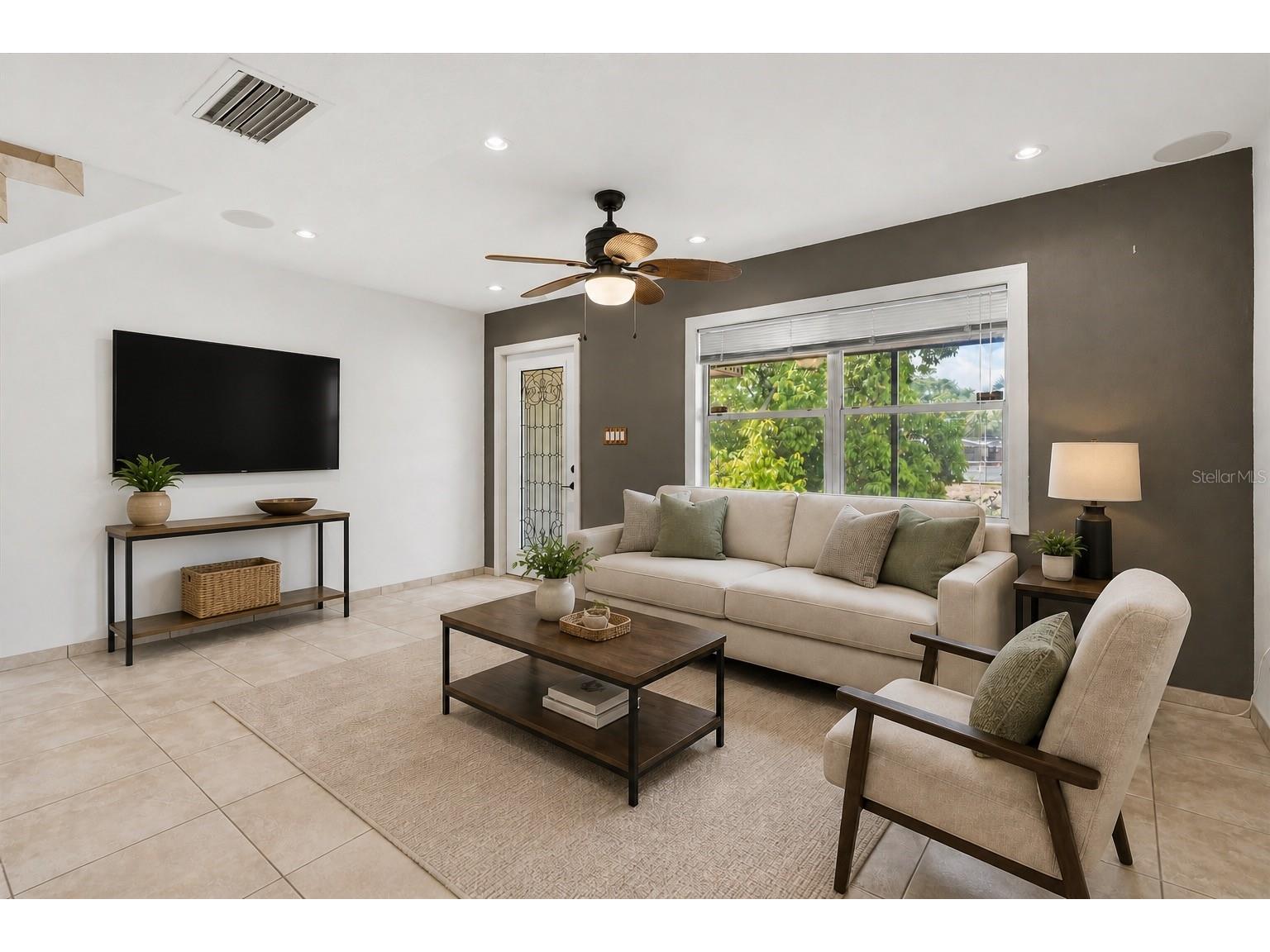 3202 Ramblewood Drive N Sarasota FL 34237 A4690385 image12
