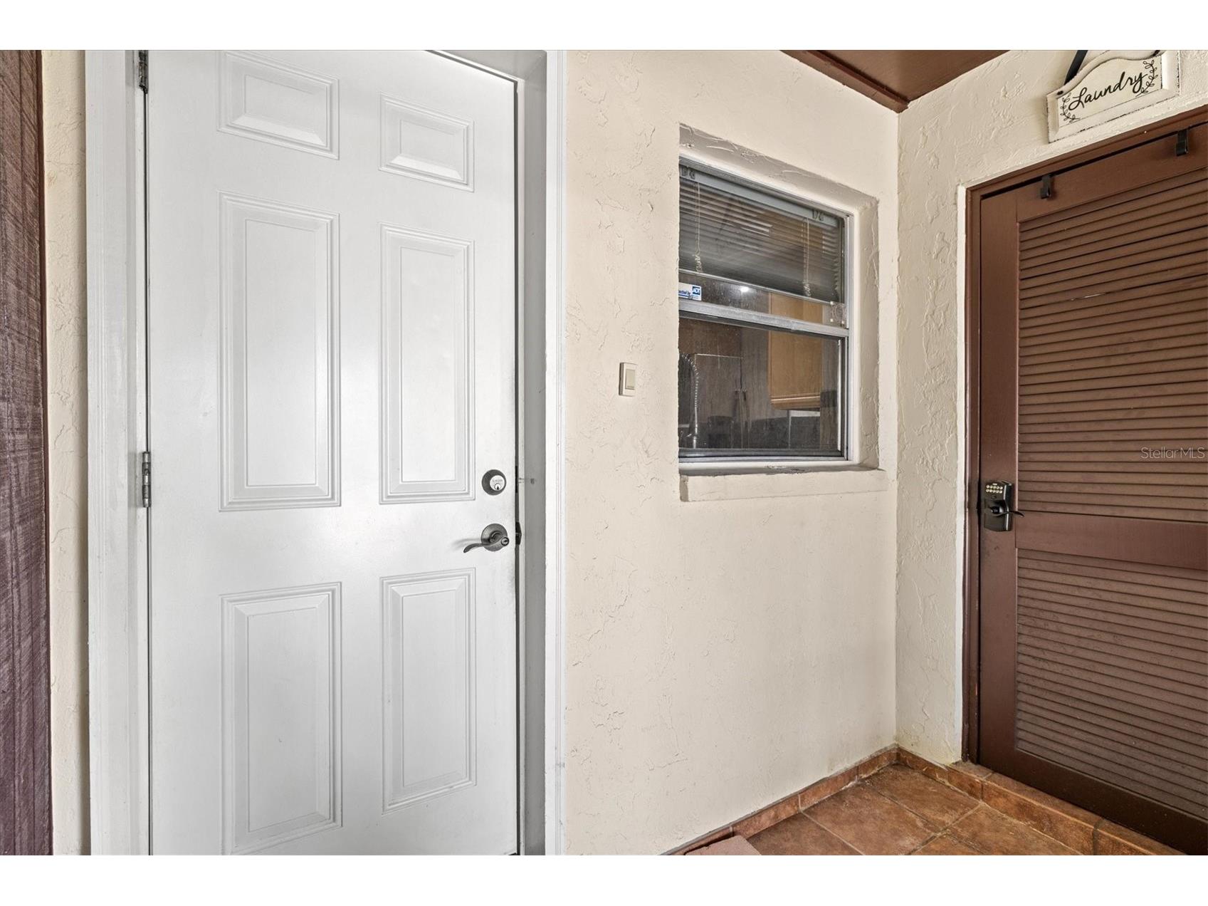 3202 Ramblewood Drive N Sarasota FL 34237 A4690385 image3