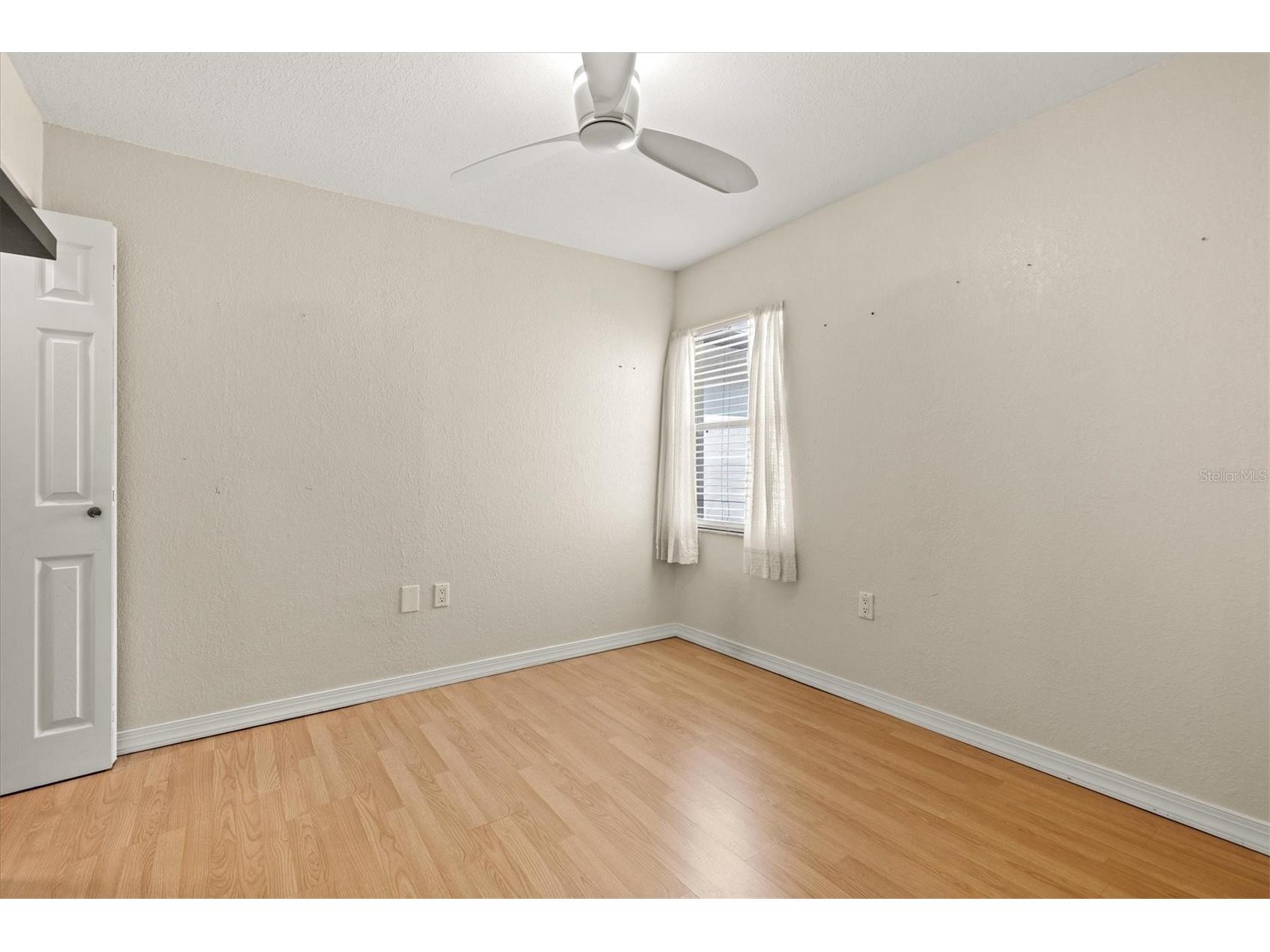 3202 Ramblewood Drive N Sarasota FL 34237 A4690385 image35