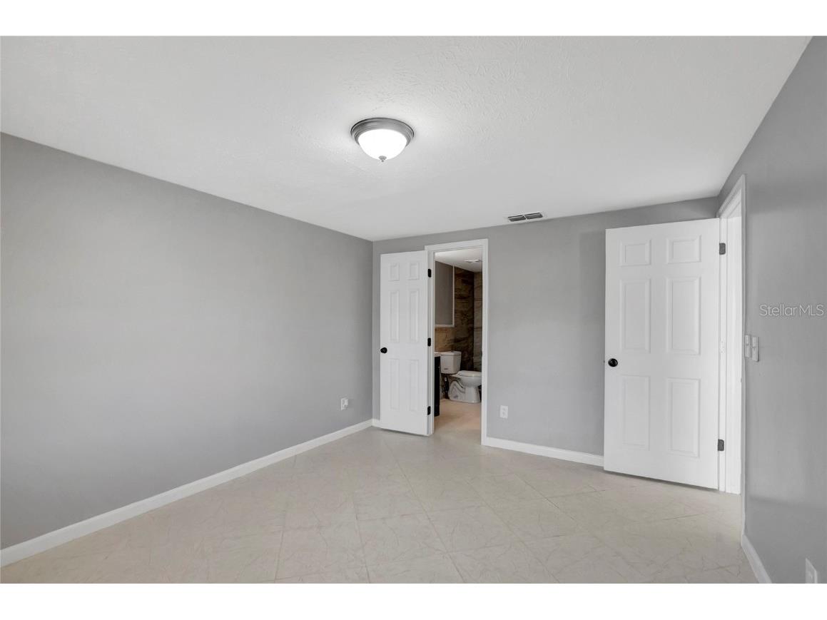 3202 Russett Drive Tampa FL 33618 TB8452518 image24