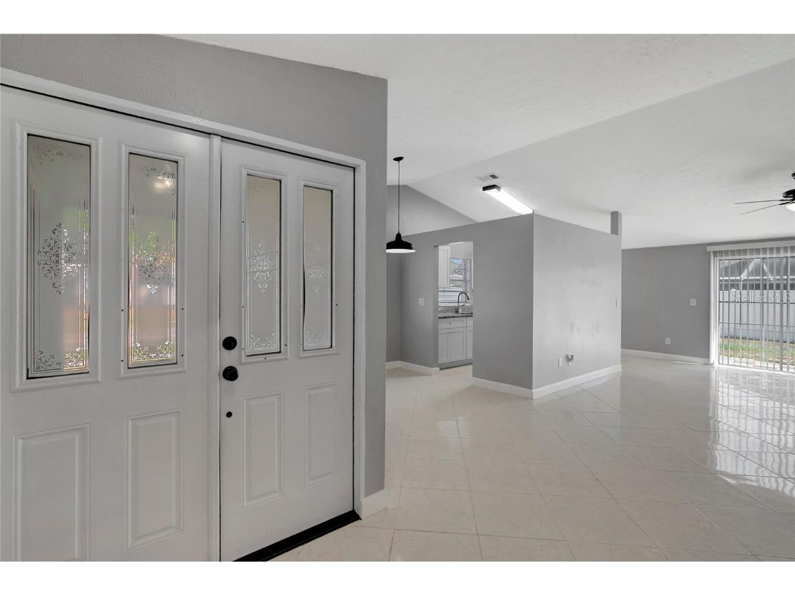 3202 Russett Drive Tampa FL 33618 TB8452518 image6