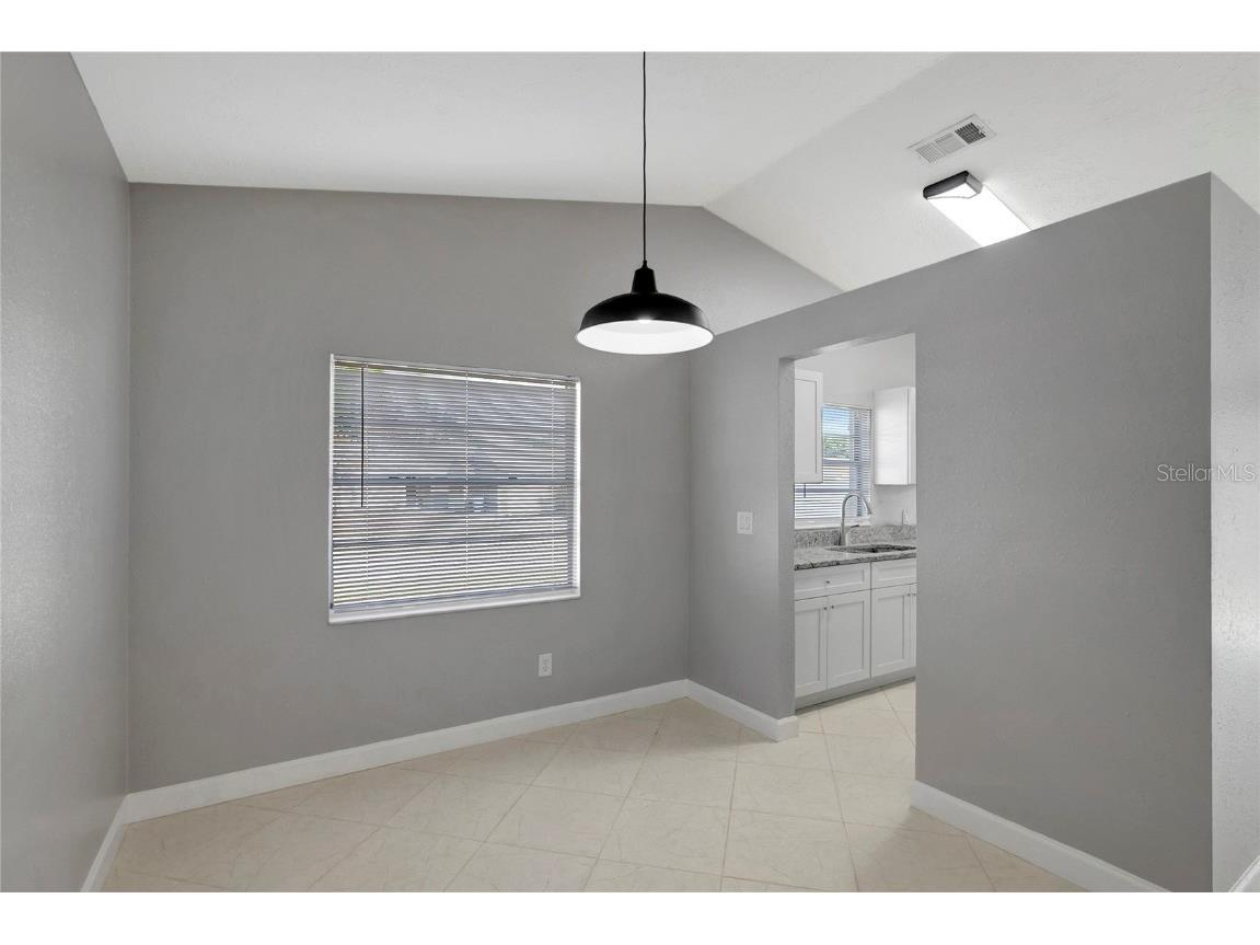 3202 Russett Drive Tampa FL 33618 TB8452518 image9