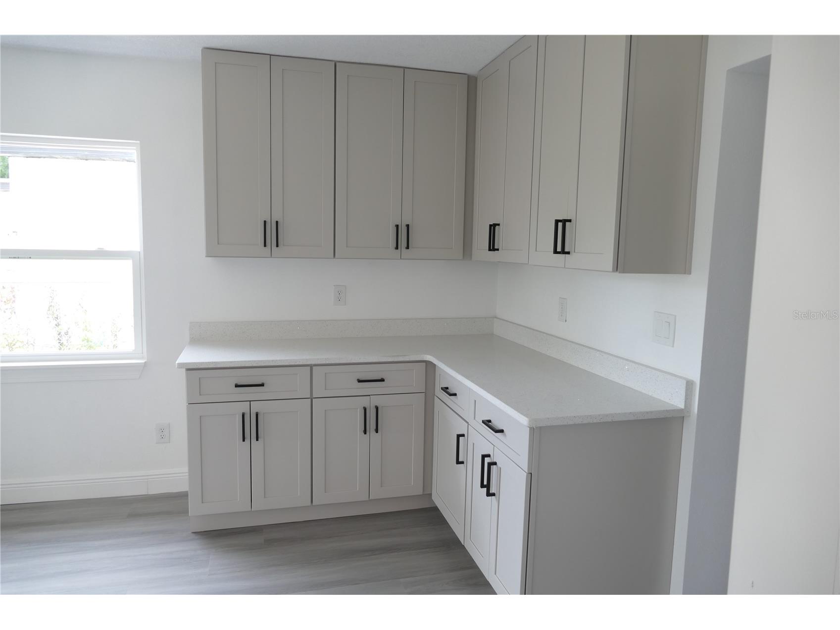 3202 Tradewinds Trail Orlando FL 32805 - Clear Lake O6407323 image13