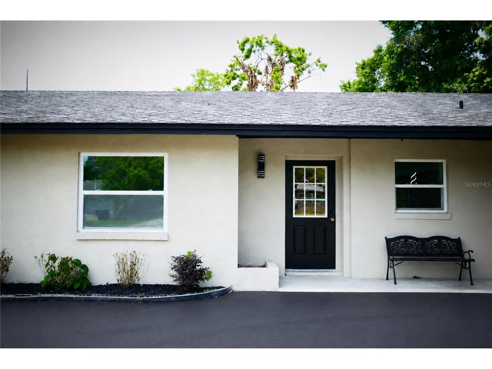 3202 Tradewinds Trail Orlando FL 32805 - Clear Lake O6407323 image2