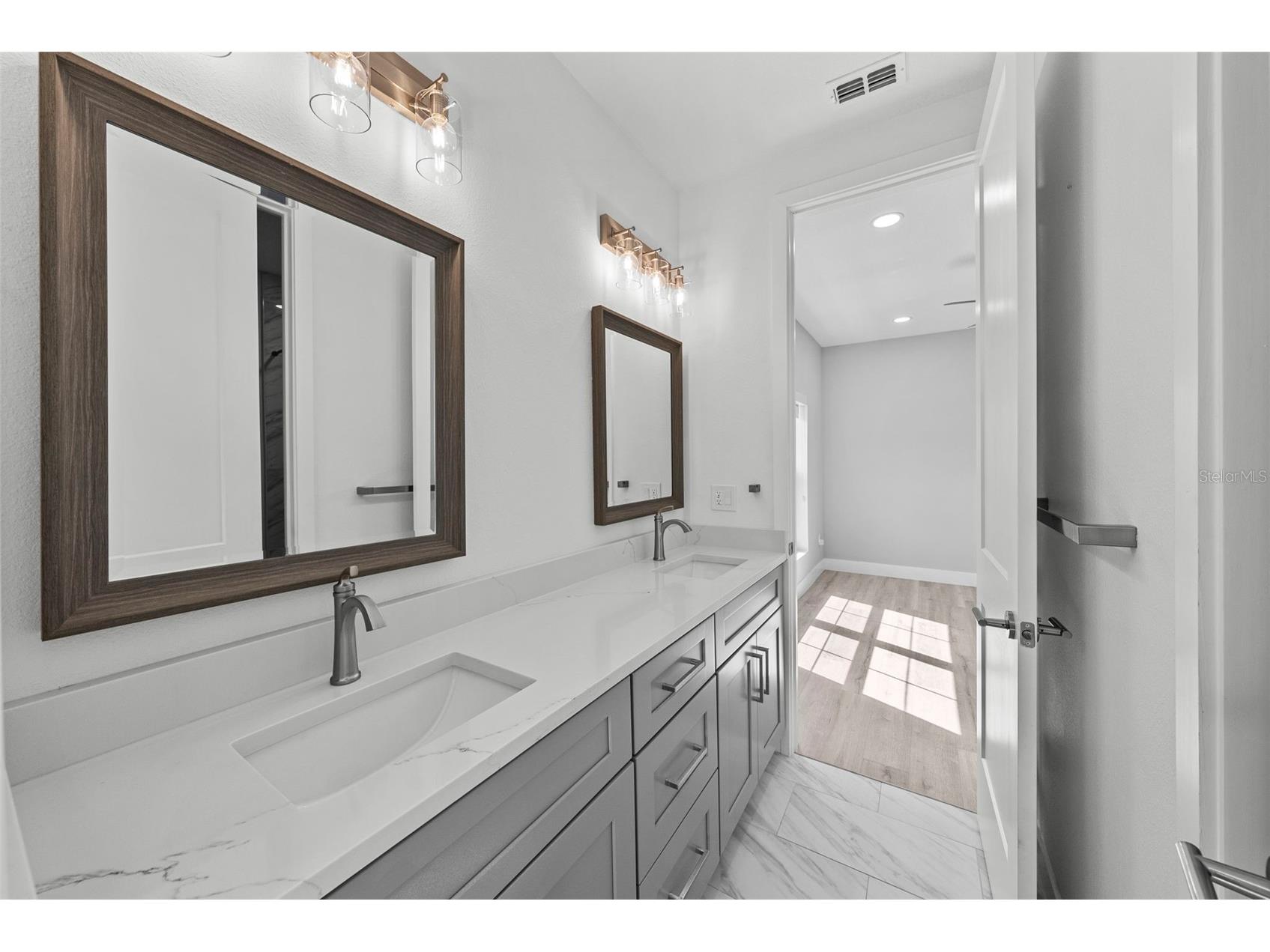 3202 W Arch Street Tampa FL 33607 TB8503632 image28