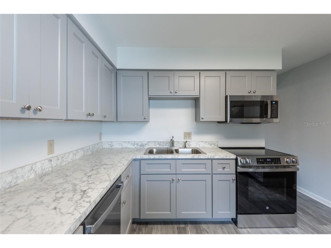 3202 W De Leon Street #B Tampa FL 33609 TB8417996 image5