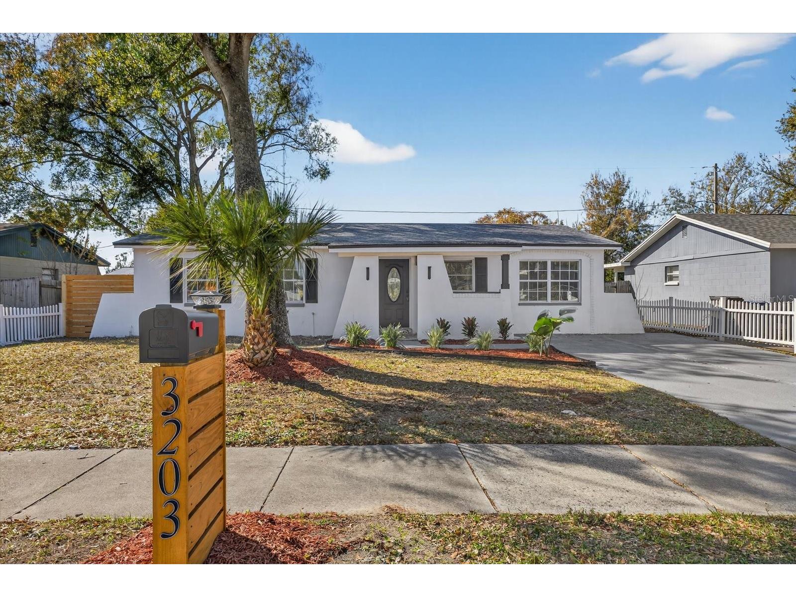 3203 Delray Drive Tampa FL 33619 TB8474242 image1