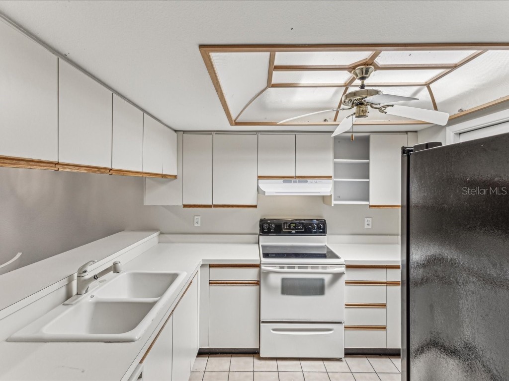 3203 Green Dolphin Street Tarpon Springs FL 34689 TB8375406 image10