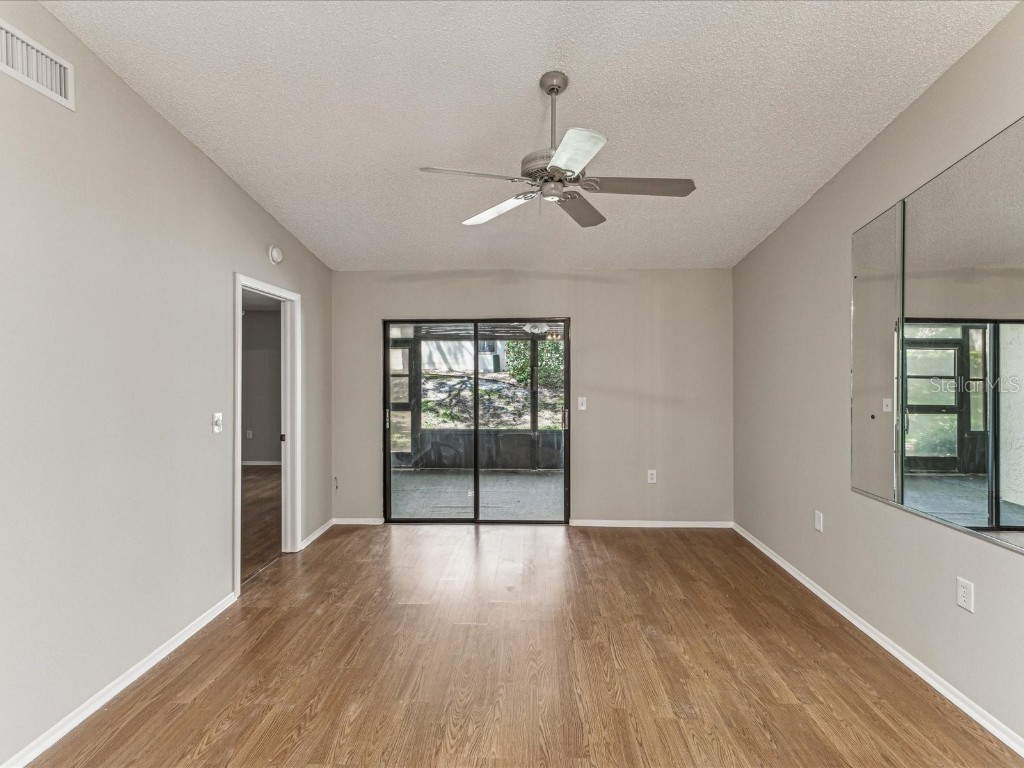 3203 Green Dolphin Street Tarpon Springs FL 34689 TB8375406 image4