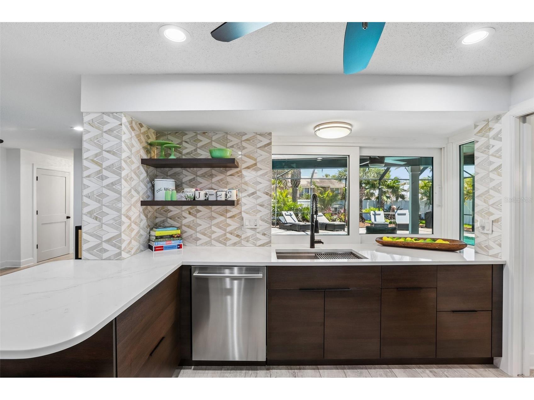 3203 Hibiscus Drive W Belleair Beach FL 33786 TB8504699 image16