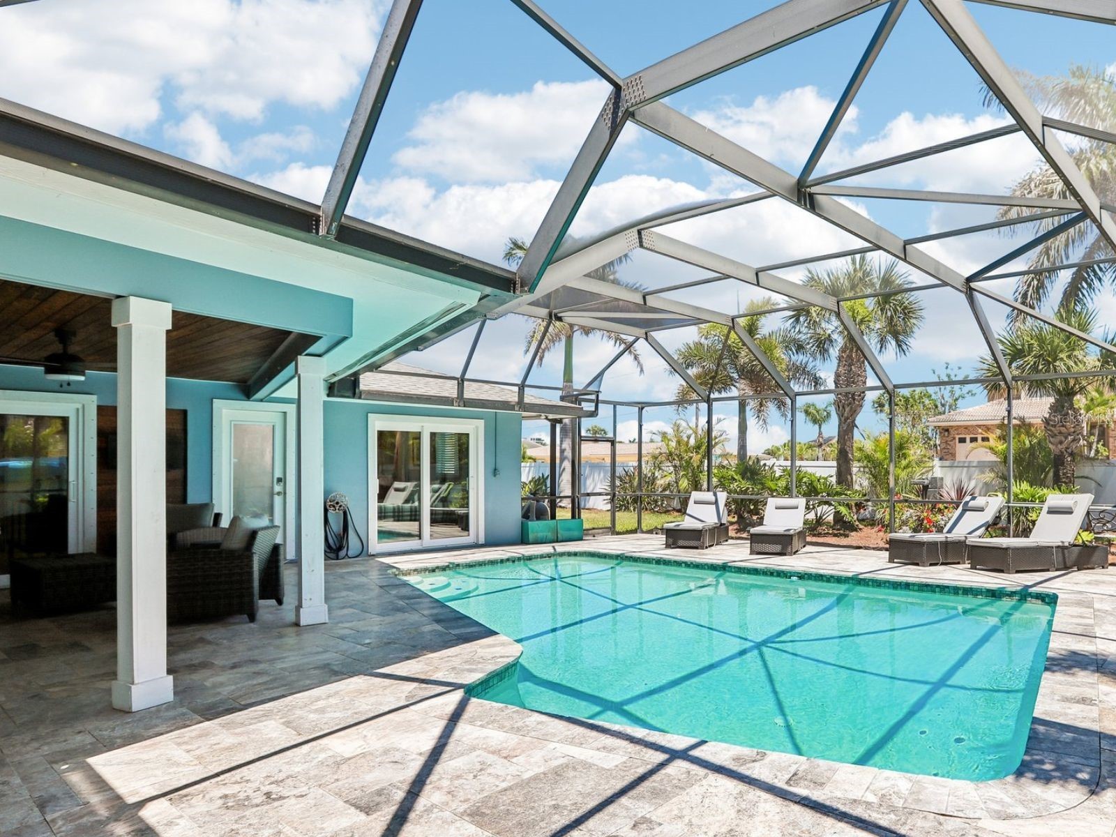 3203 Hibiscus Drive W Belleair Beach FL 33786 TB8504699 image2