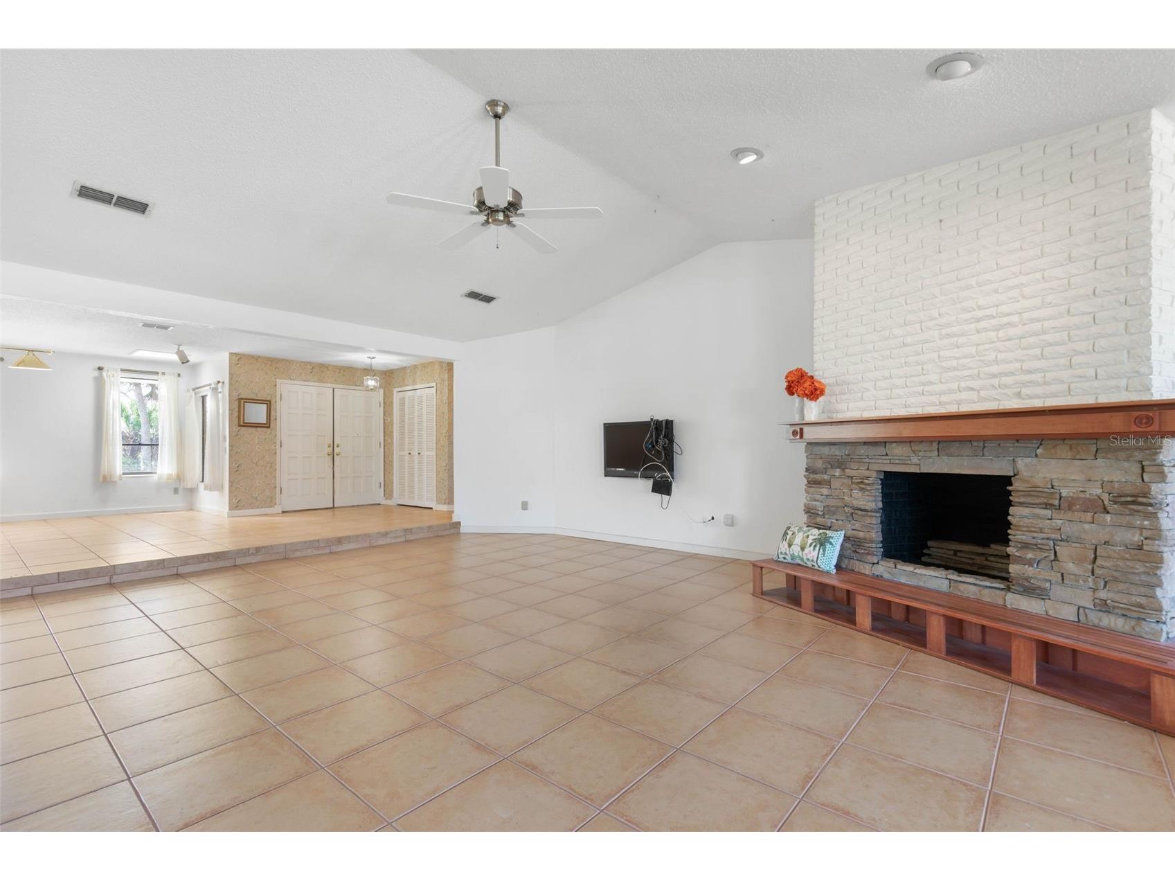 3203 John Anderson Drive Ormond Beach FL 32176 FC316587 image10