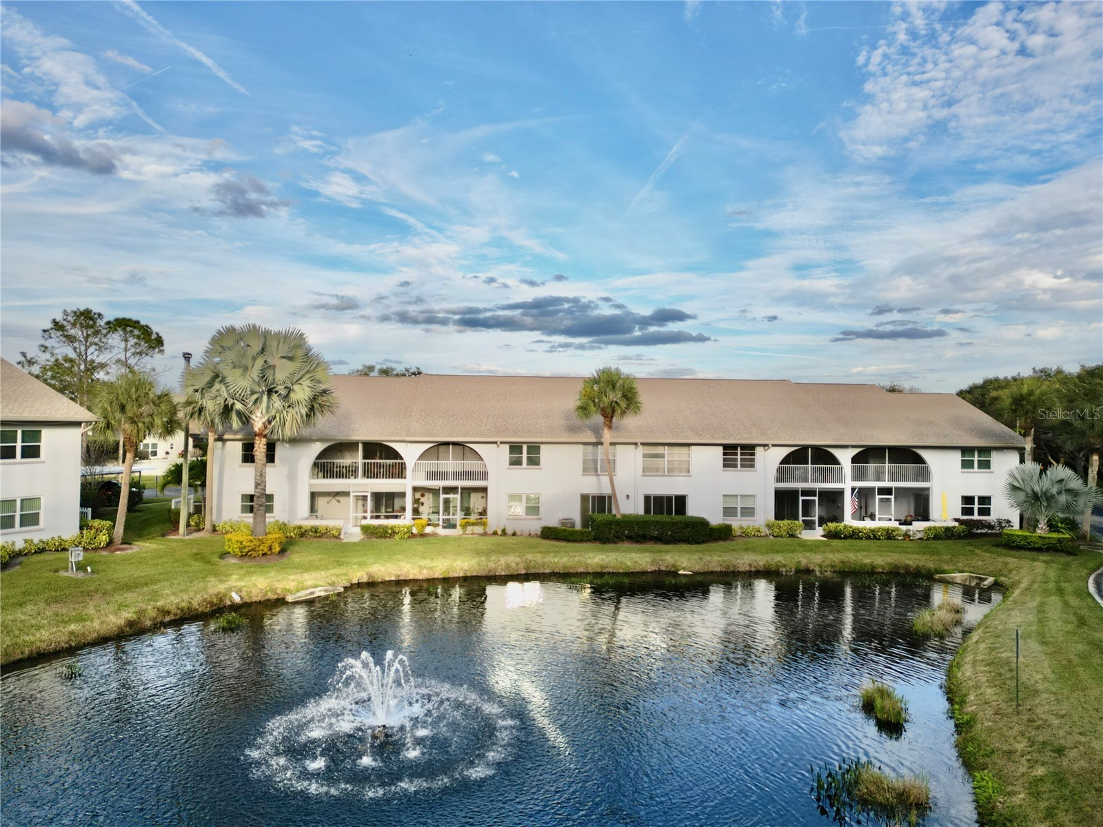 3203 Landmark Drive #2105 Clearwater FL 33761 TB8467418 image1