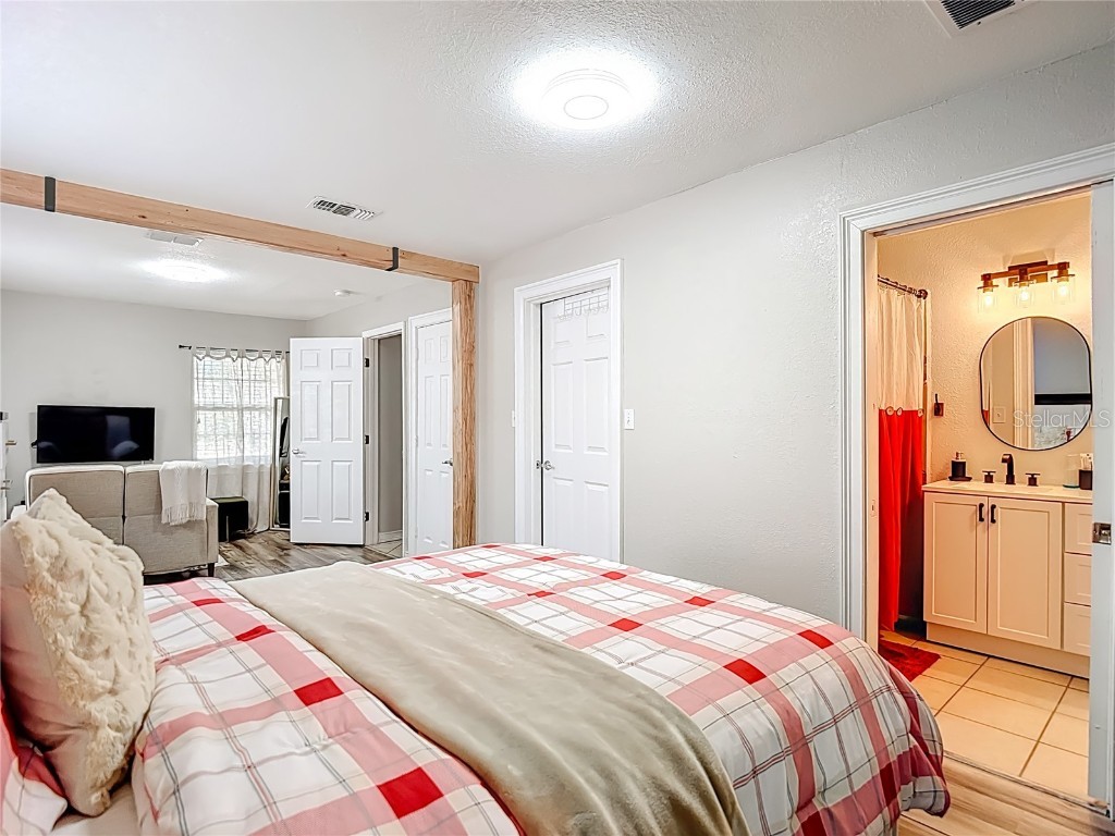 3203 Pinellas Place Tampa FL 33619 TB8452500 image21