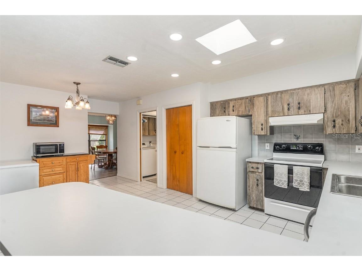 3203 S Skyline Drive Inverness FL 34450 TB8411890 image11