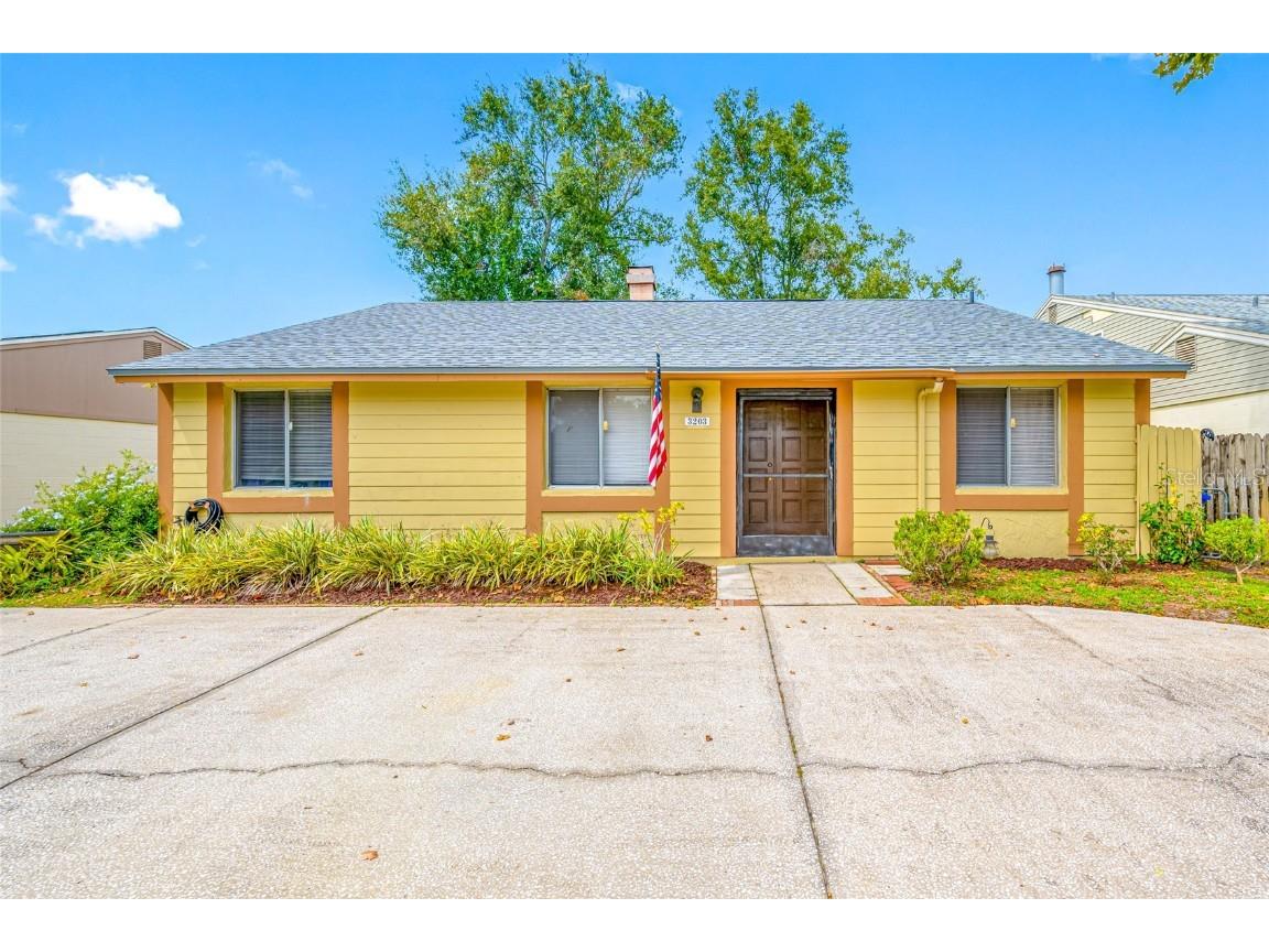 3203 Sandspur Drive Tampa FL 33618 TB8431712 image1