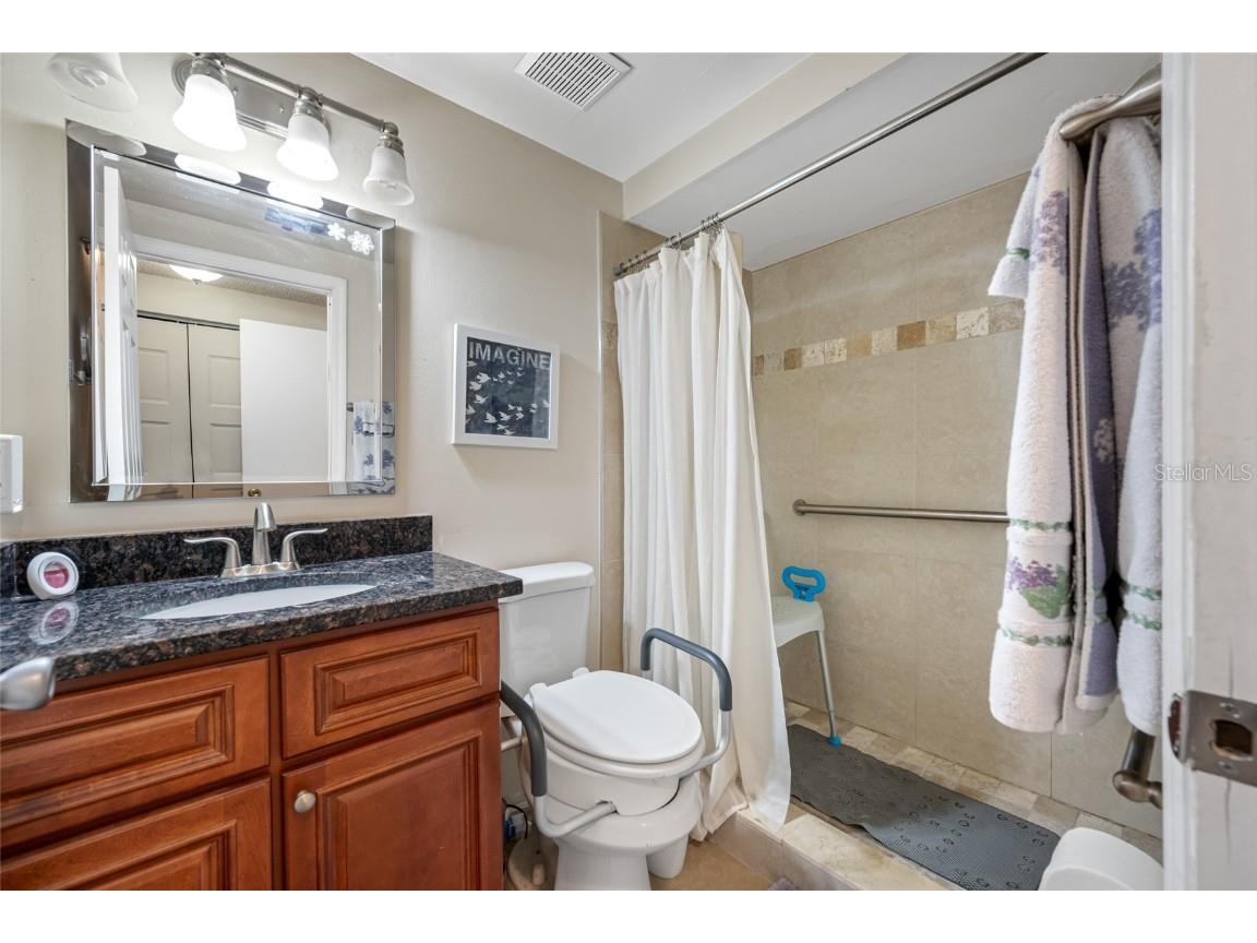 3203 Sandspur Drive Tampa FL 33618 TB8431712 image28