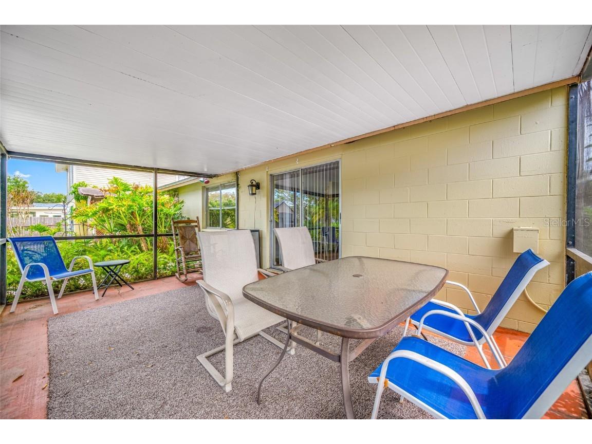 3203 Sandspur Drive Tampa FL 33618 TB8431712 image42