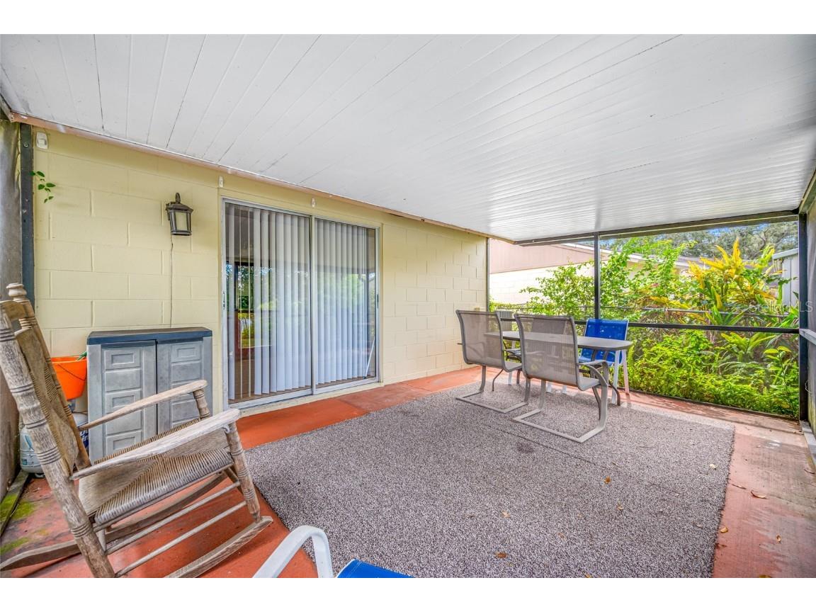 3203 Sandspur Drive Tampa FL 33618 TB8431712 image43