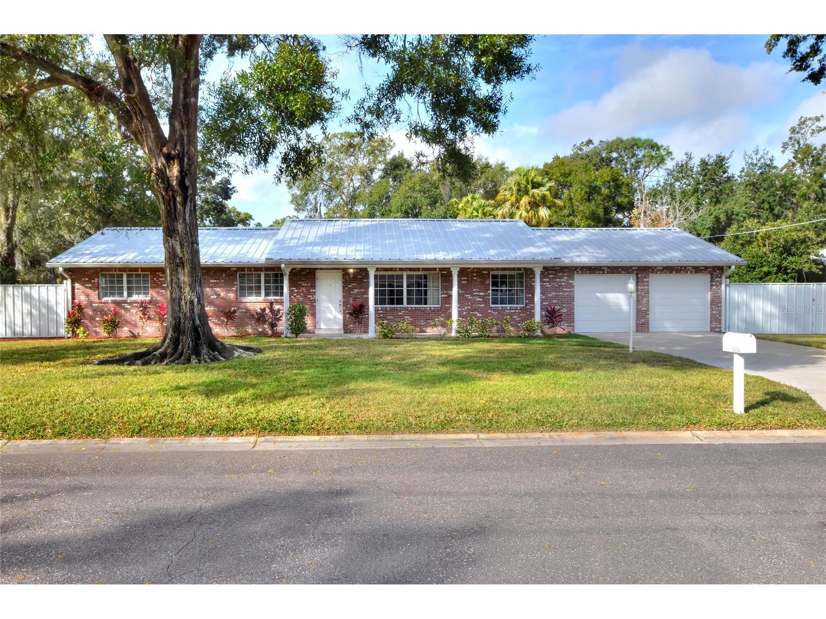 3204 Amaya Court Brandon FL 33511 L4957990 image1