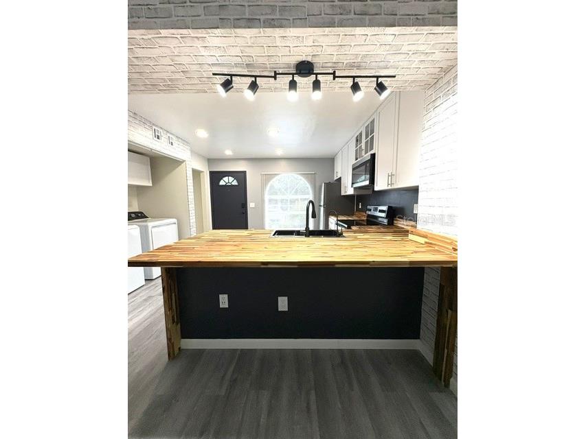 3204 Brigadoon Drive Clearwater FL 33759 A4693196 image12