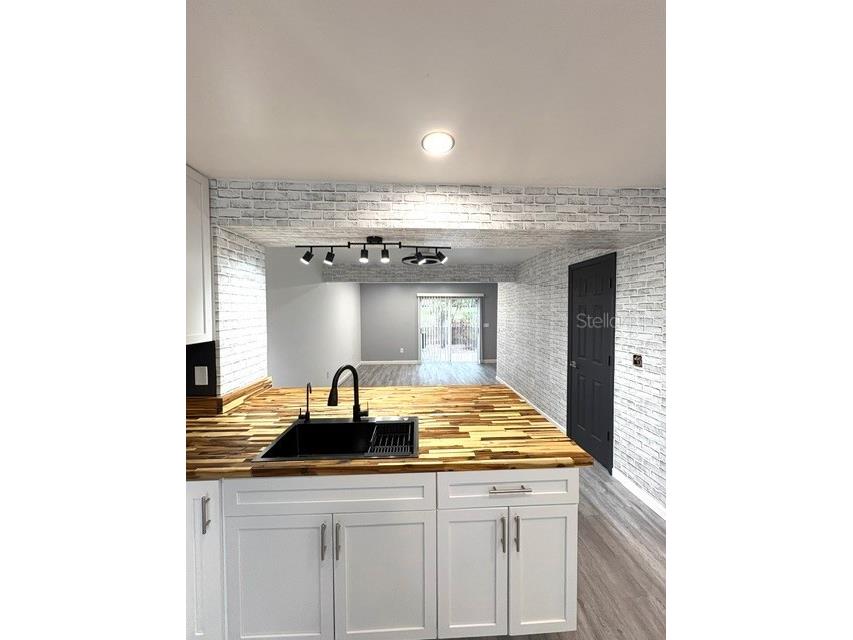 3204 Brigadoon Drive Clearwater FL 33759 A4693196 image14