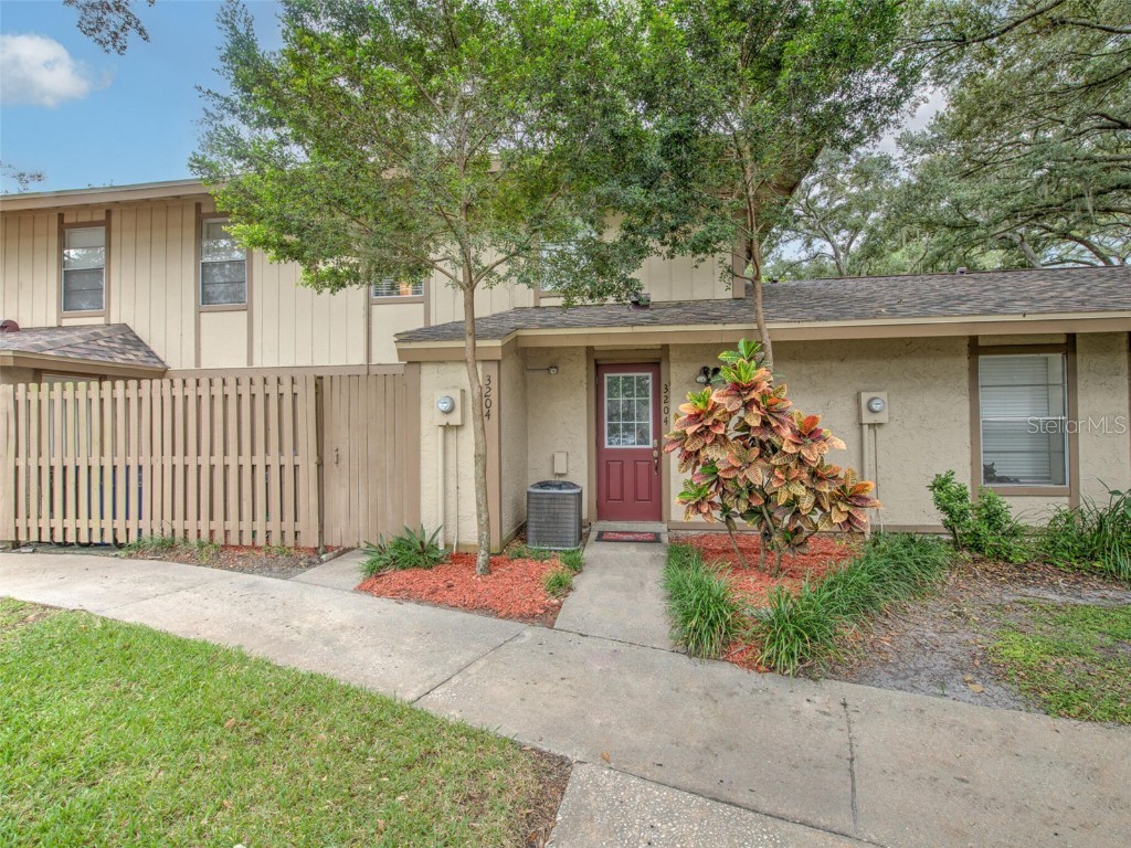 3204 Deer Court Brandon FL 33511 T3471643 image1