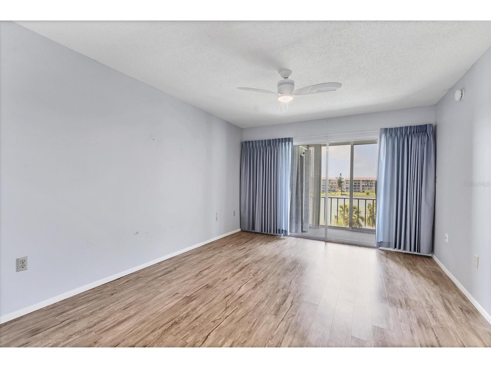 3204 Lake Bayshore Drive #407 Bradenton FL 34205 A4648104 image11