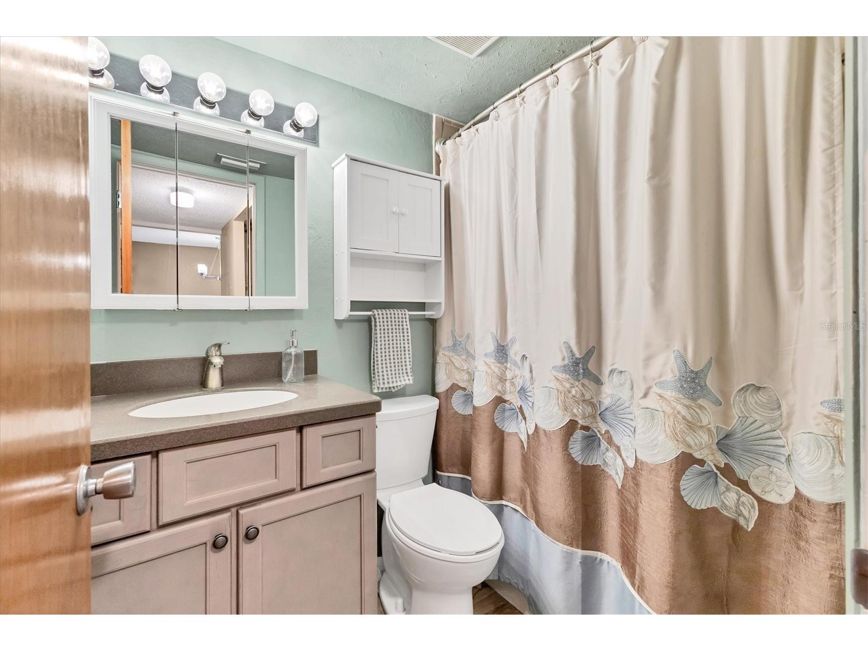 3204 Lake Bayshore Drive #407 Bradenton FL 34205 A4648104 image18