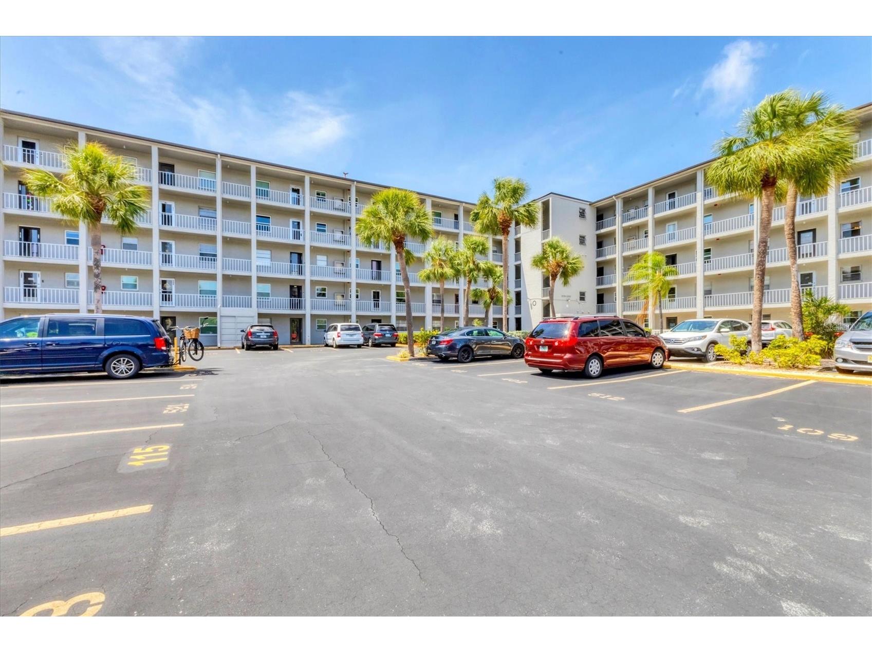 3204 Lake Bayshore Drive #407 Bradenton FL 34205 A4648104 image30