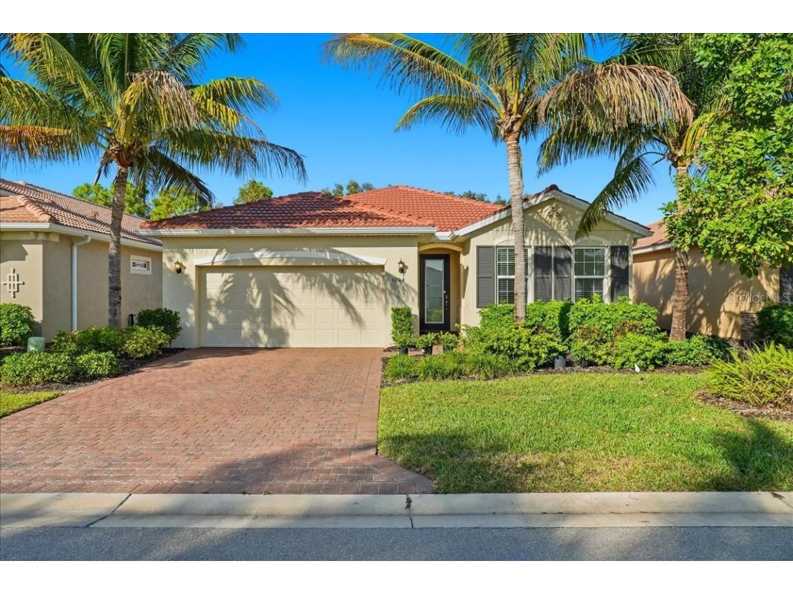 3204 Royal Gardens Avenue Fort Myers FL 33916 A4675665 image1