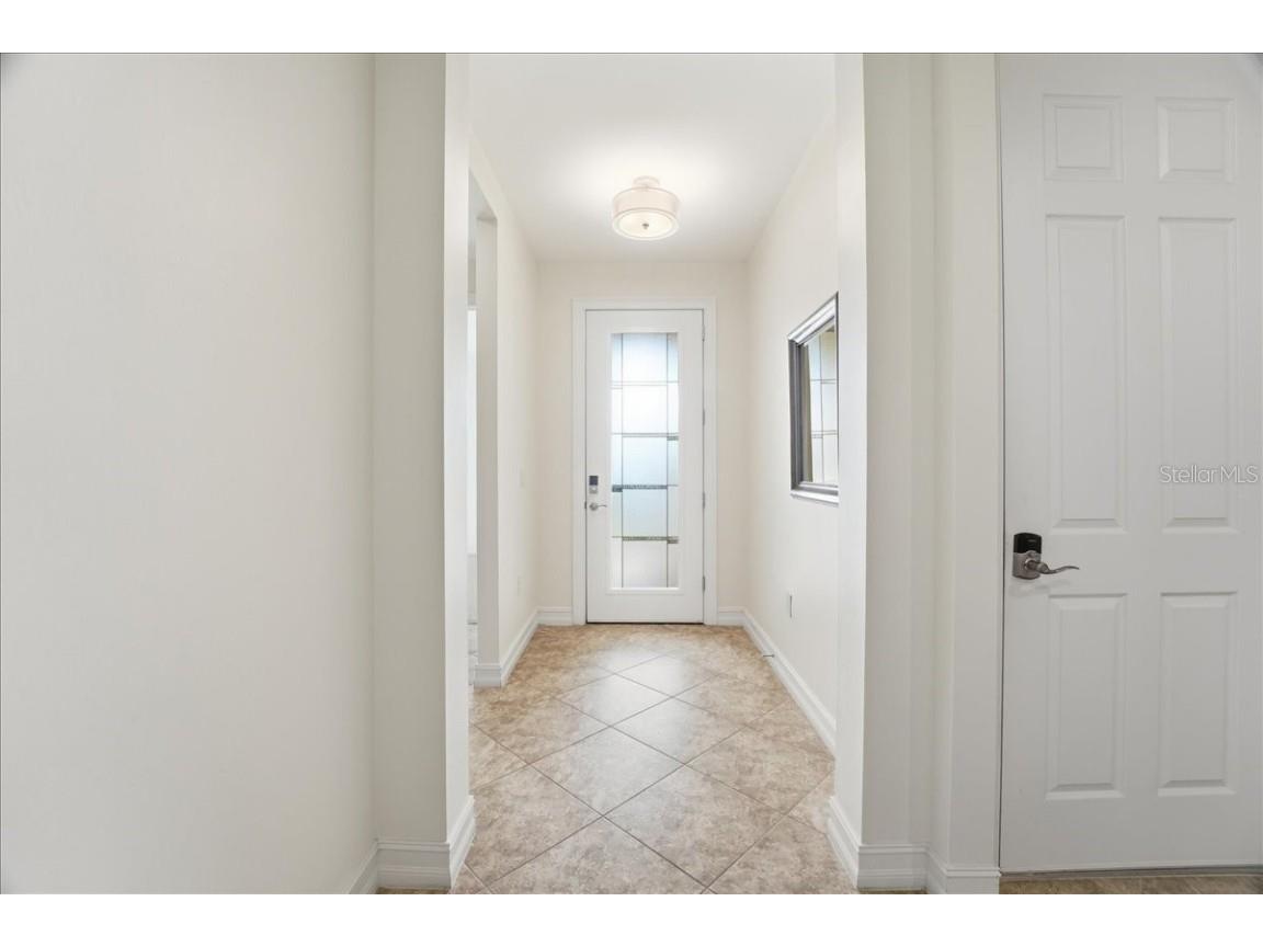 3204 Royal Gardens Avenue Fort Myers FL 33916 A4675665 image5