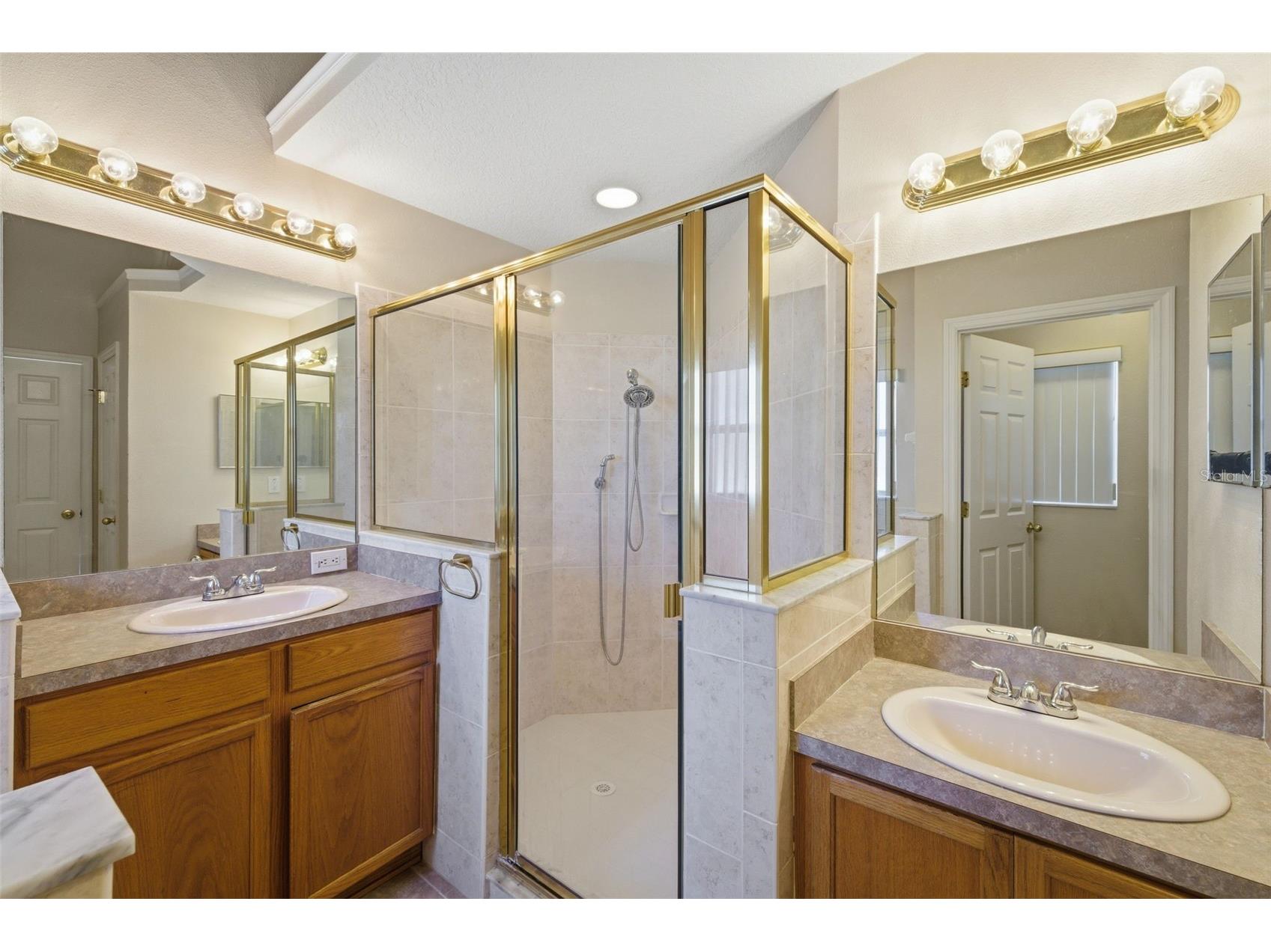32042 Cypress Valley Drive Wesley Chapel FL 33545 TB8493296 image21