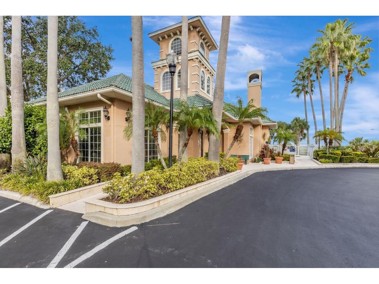 3205 Bay Club Circle #3205 Tampa FL 33607 TB8516359 image40