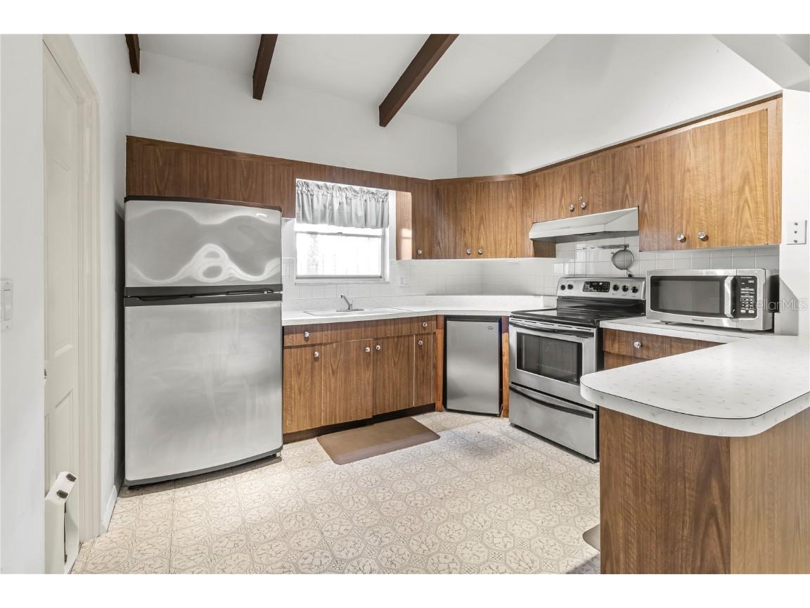 3205 Bougainvillea Street Sarasota FL 34239 A4666604 image9