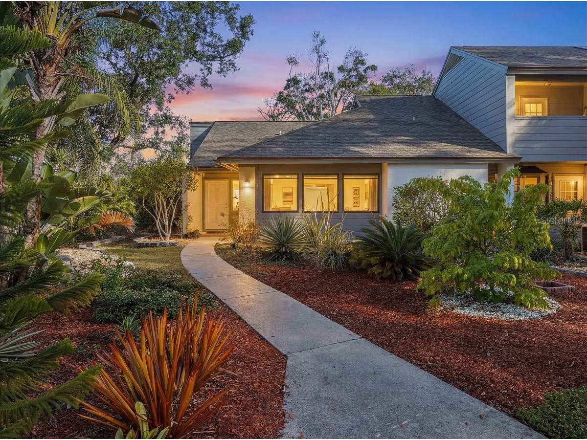 3205 Golden Eagle Lane Sarasota FL 34231 A4677694 image1