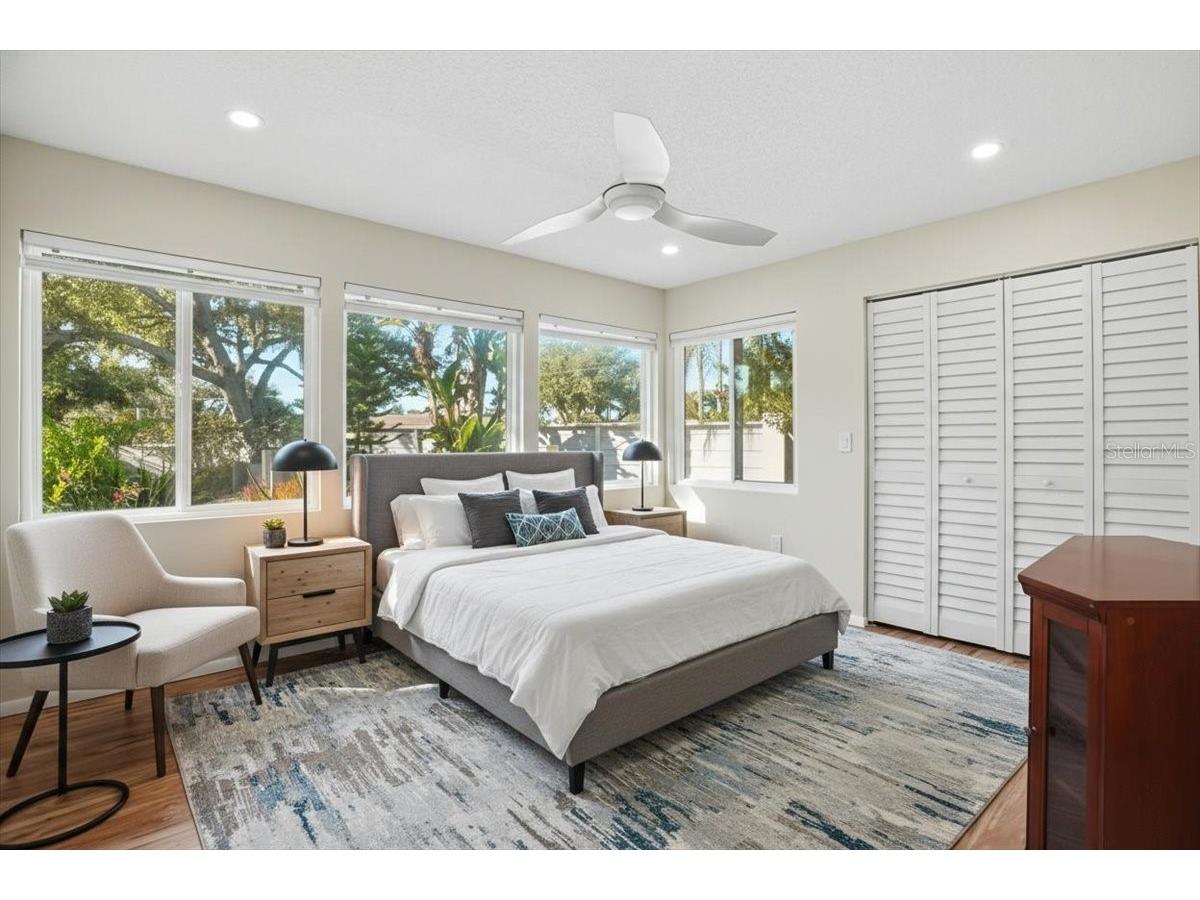 3205 Golden Eagle Lane Sarasota FL 34231 A4677694 image12