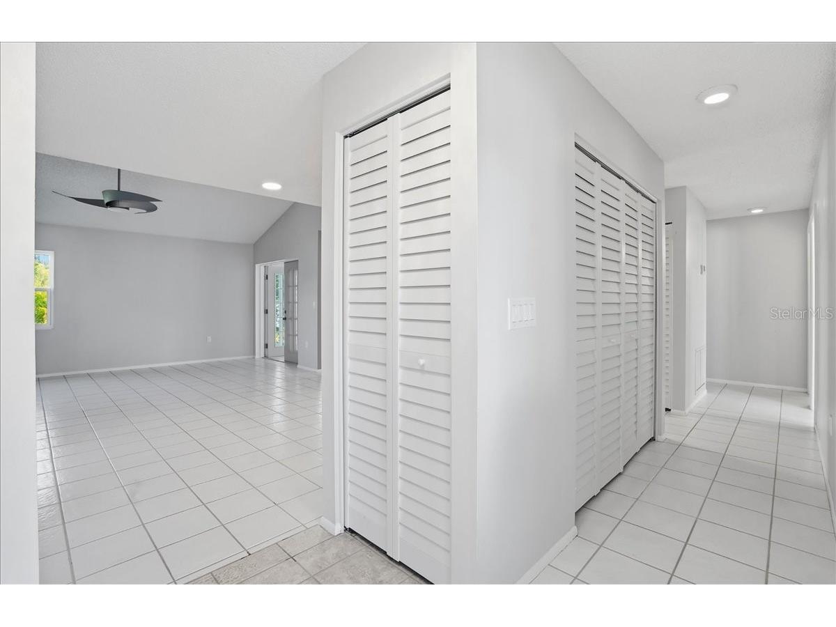 3205 Golden Eagle Lane Sarasota FL 34231 A4677694 image14