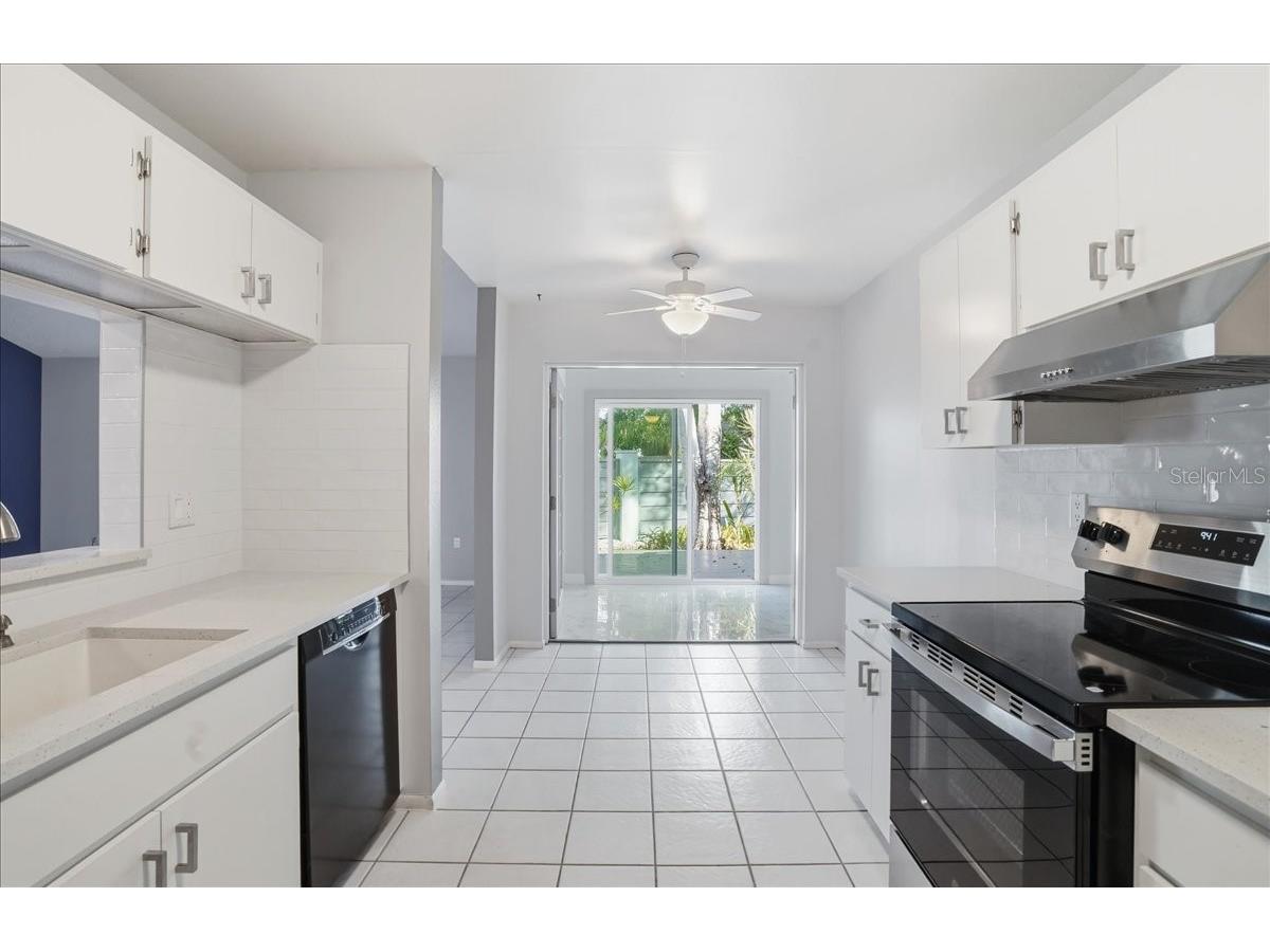 3205 Golden Eagle Lane Sarasota FL 34231 A4677694 image29