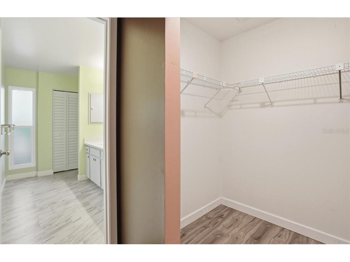 3205 Golden Eagle Lane Sarasota FL 34231 A4677694 image38