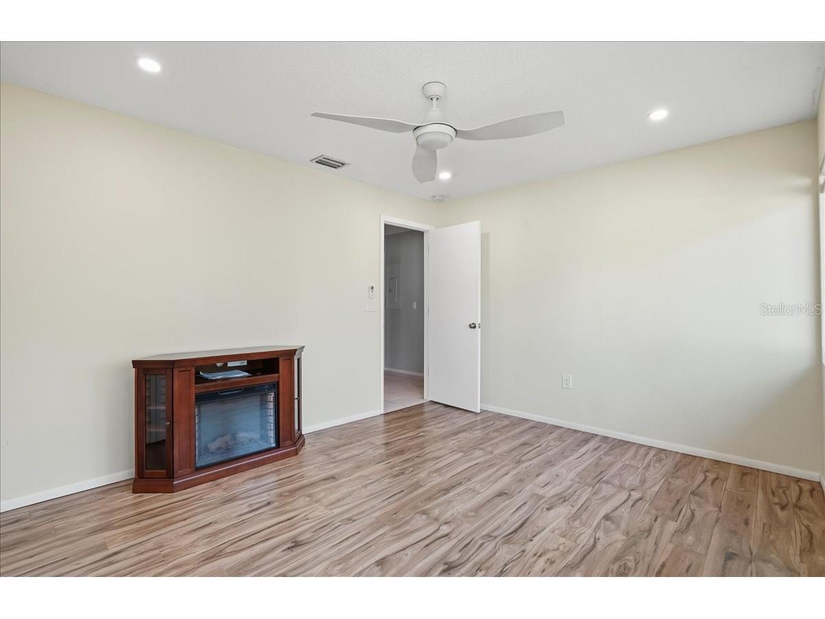 3205 Golden Eagle Lane Sarasota FL 34231 A4677694 image43